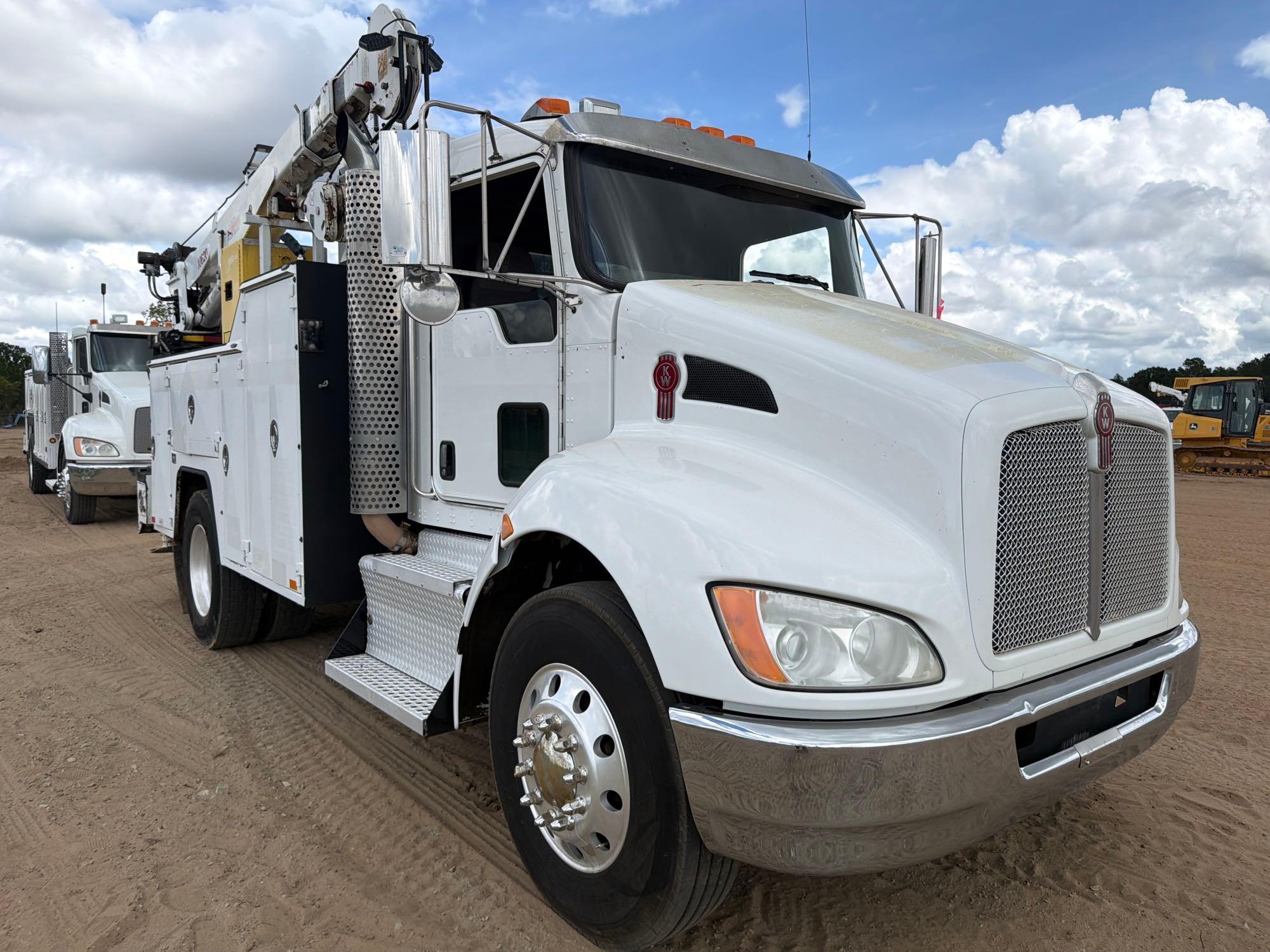 Kenworth T270