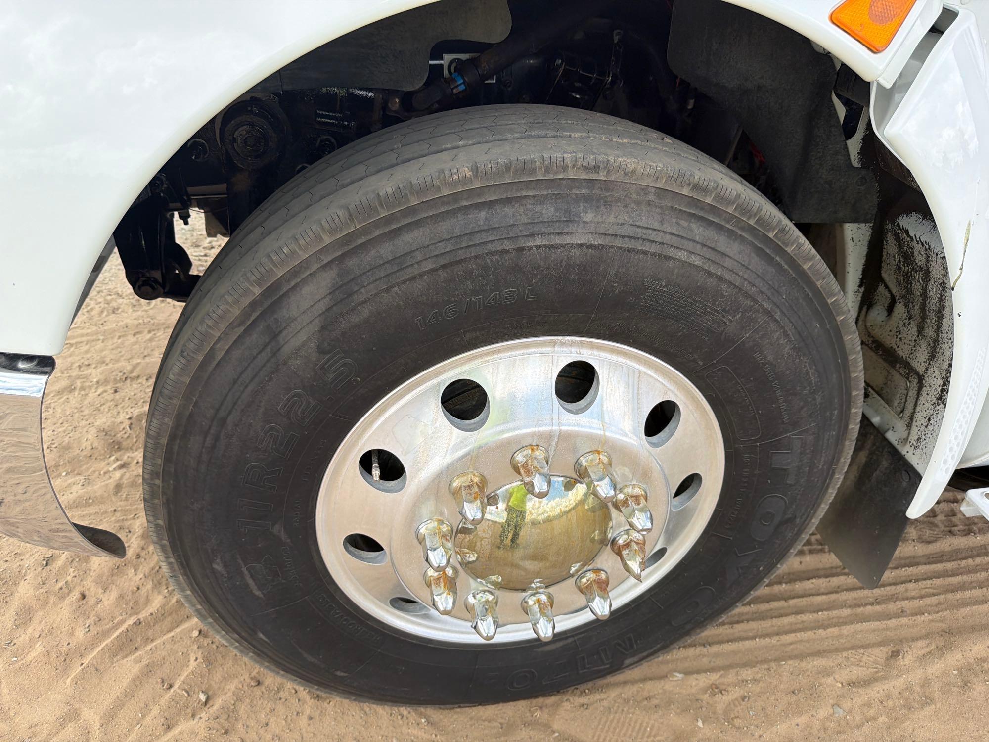 Kenworth T270