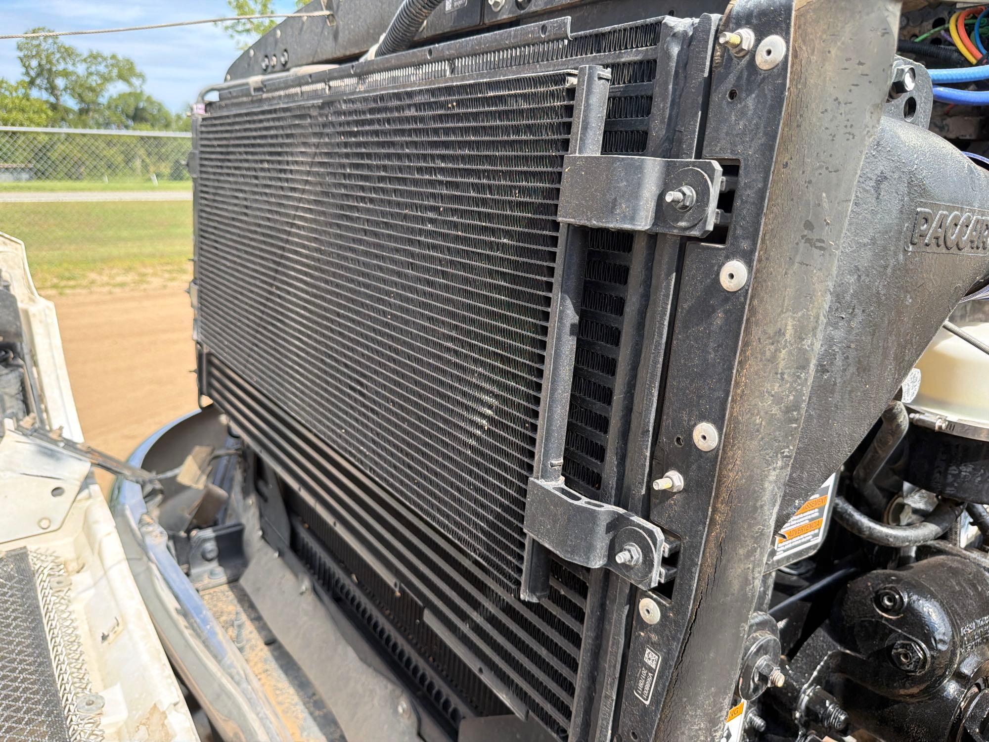 Kenworth T270