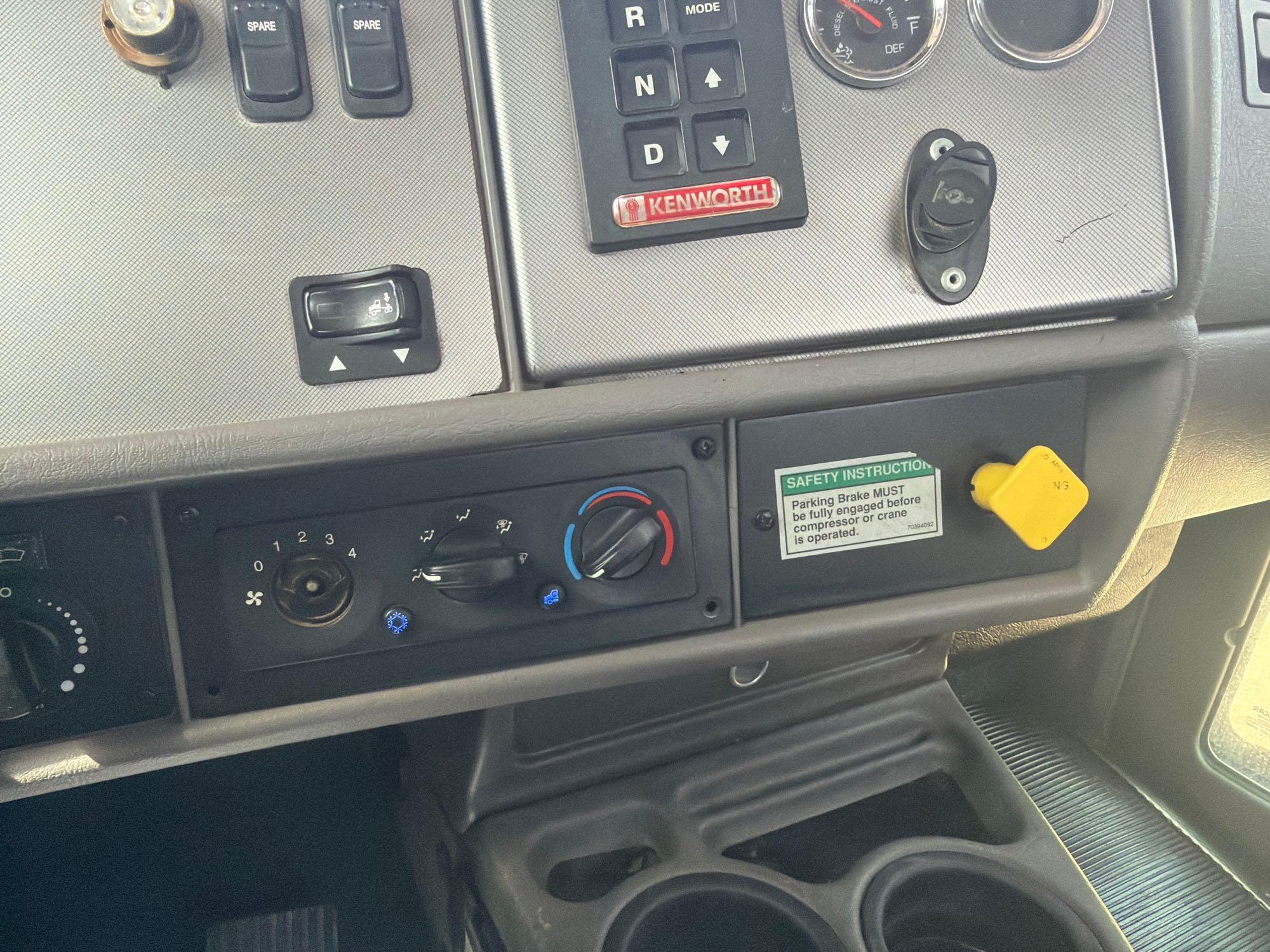 Kenworth T270
