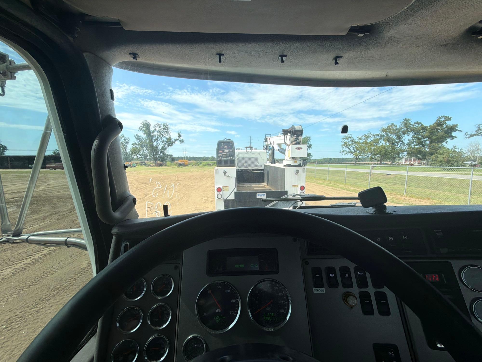 Kenworth T270