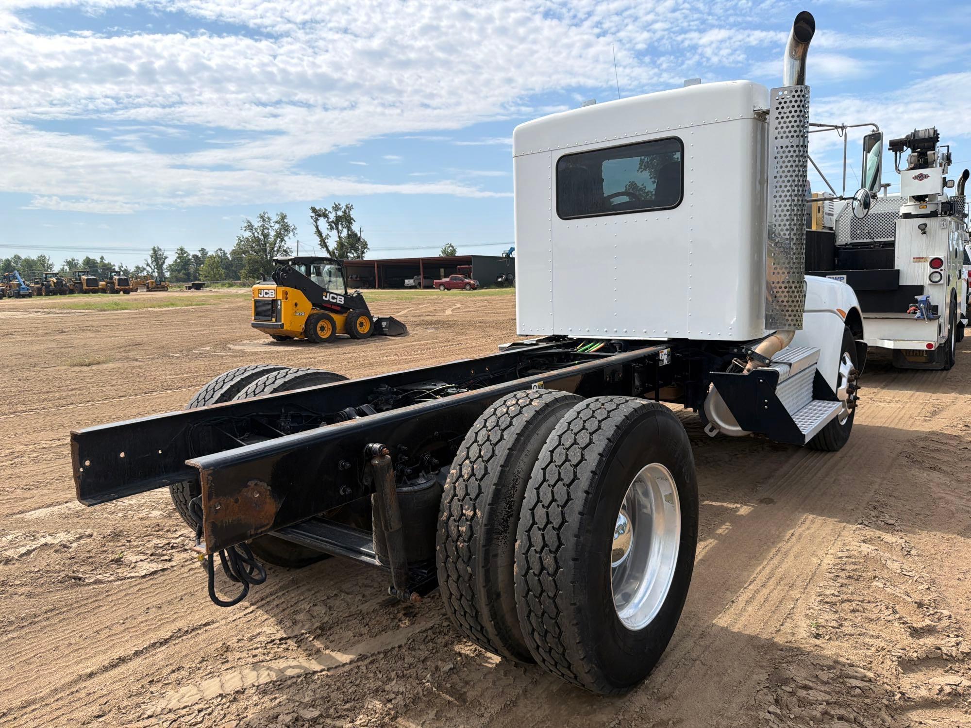 Kenworth T270