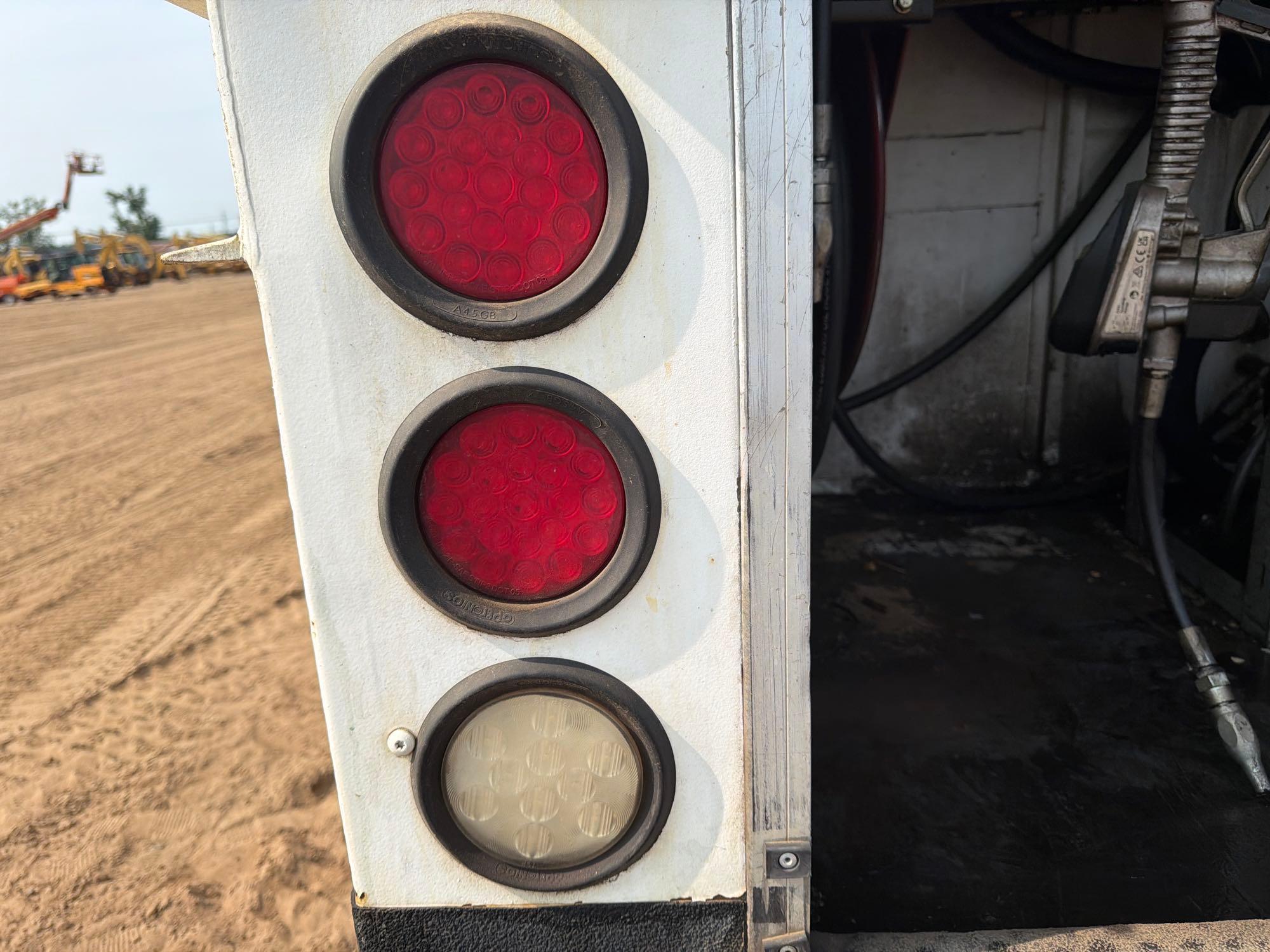 Kenworth T370