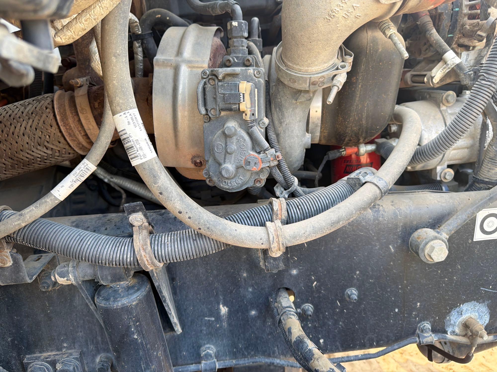 Kenworth T370