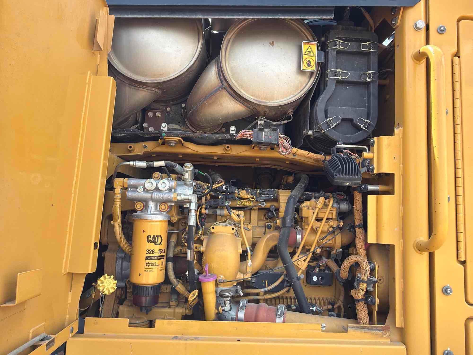 Caterpillar 12M3