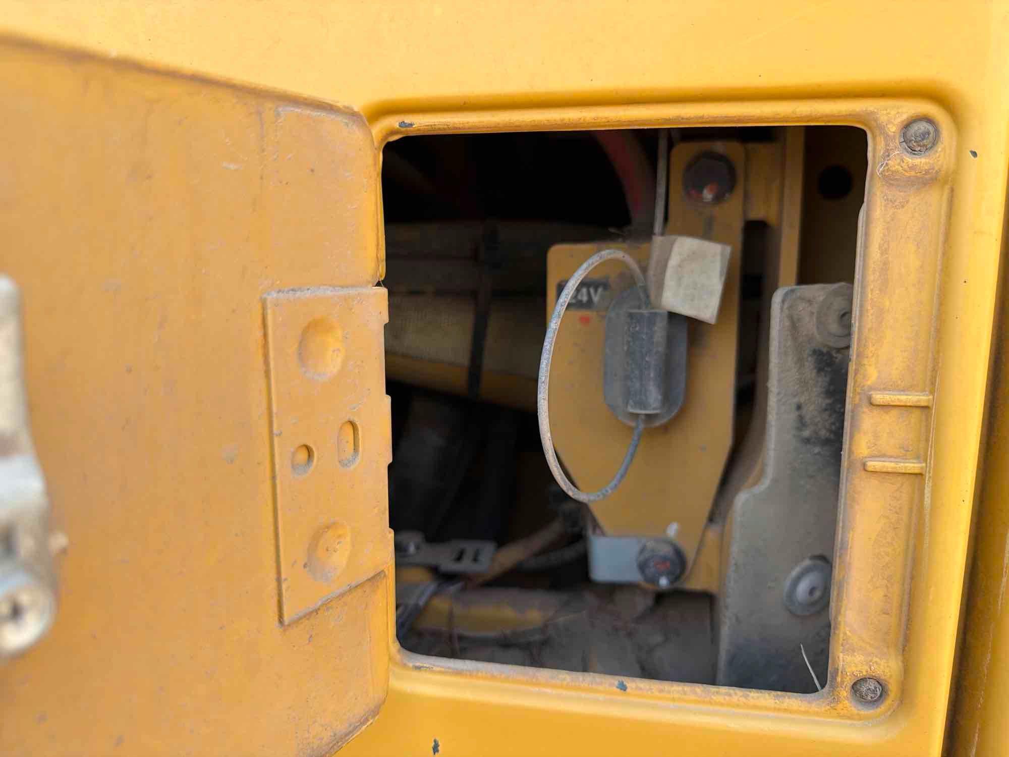 Caterpillar 12M3
