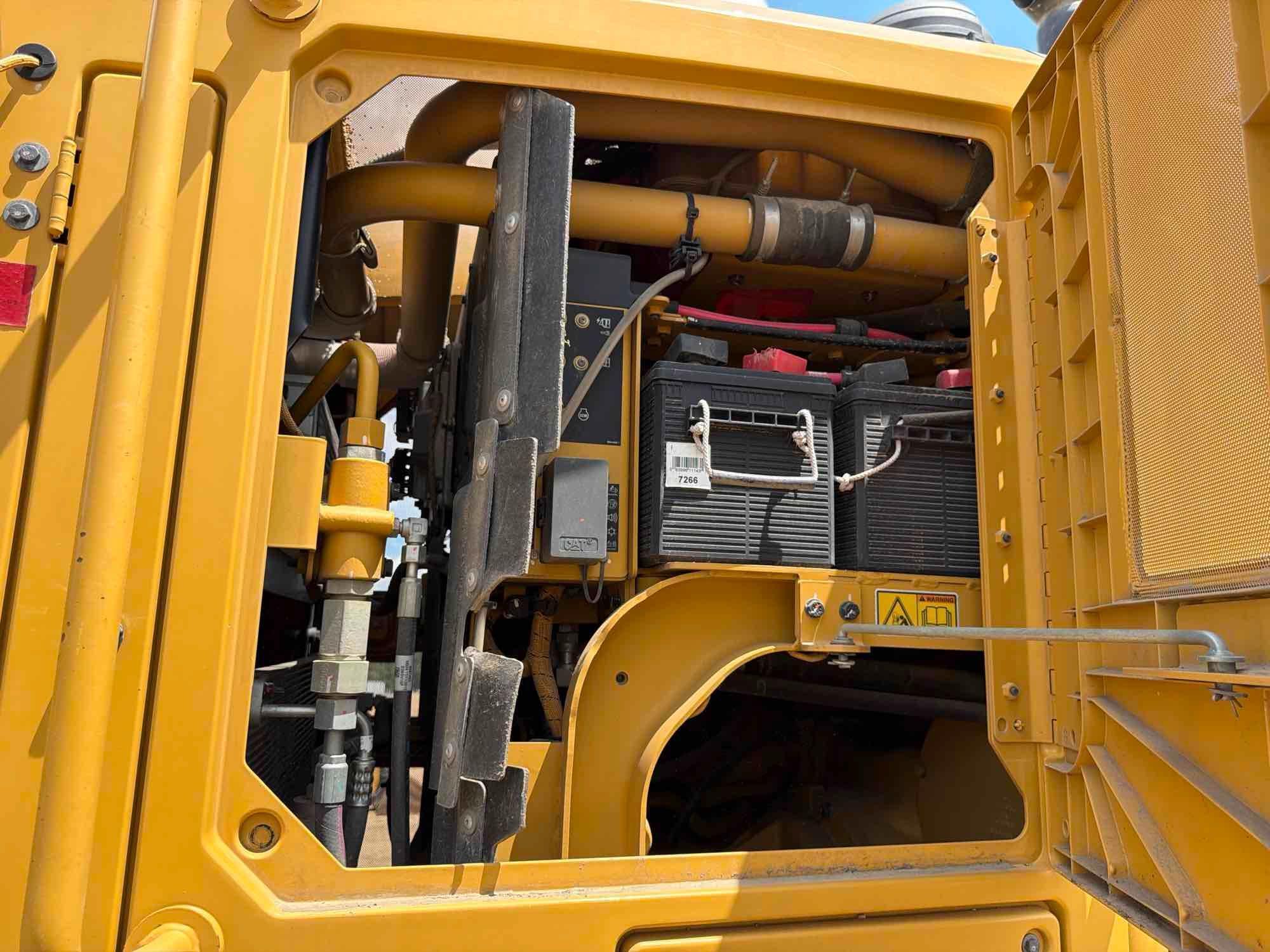 Caterpillar 12M3