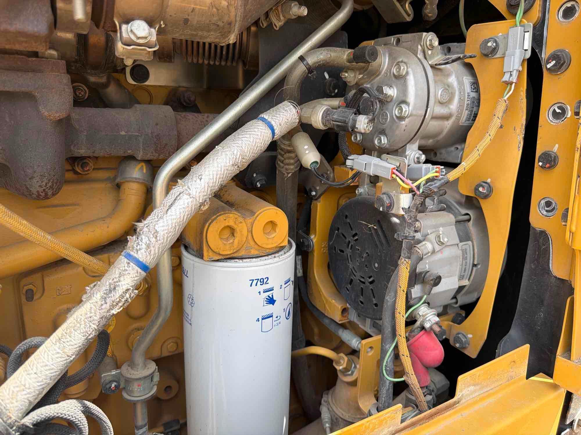 Caterpillar 12M3