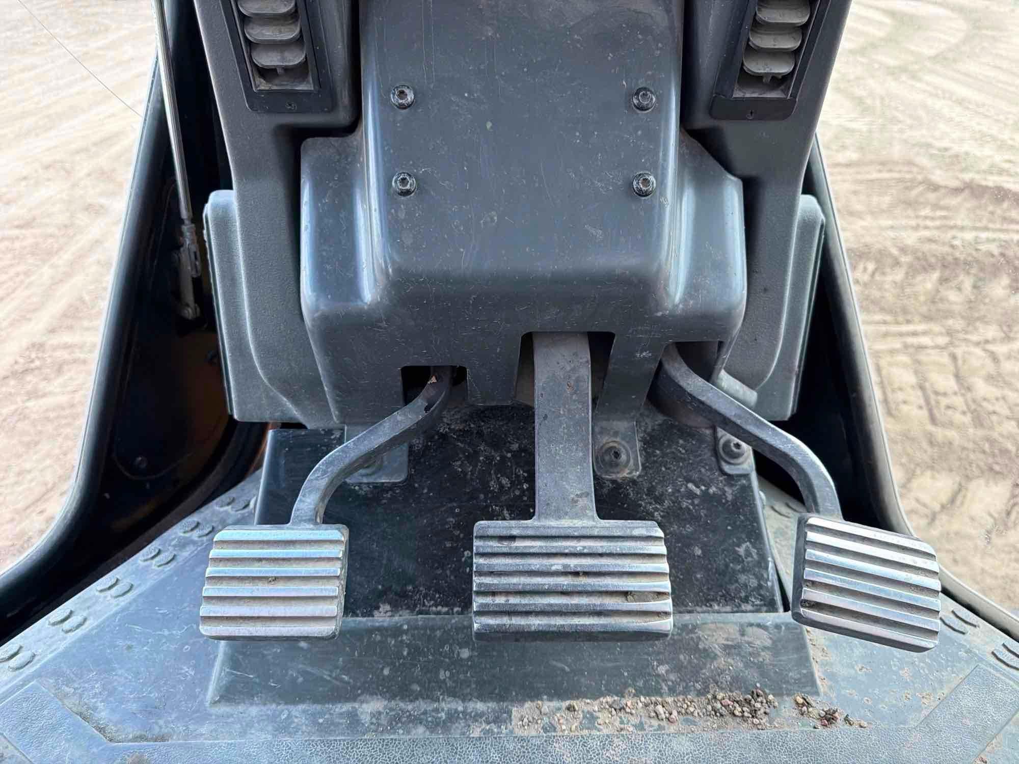 Caterpillar 12M3