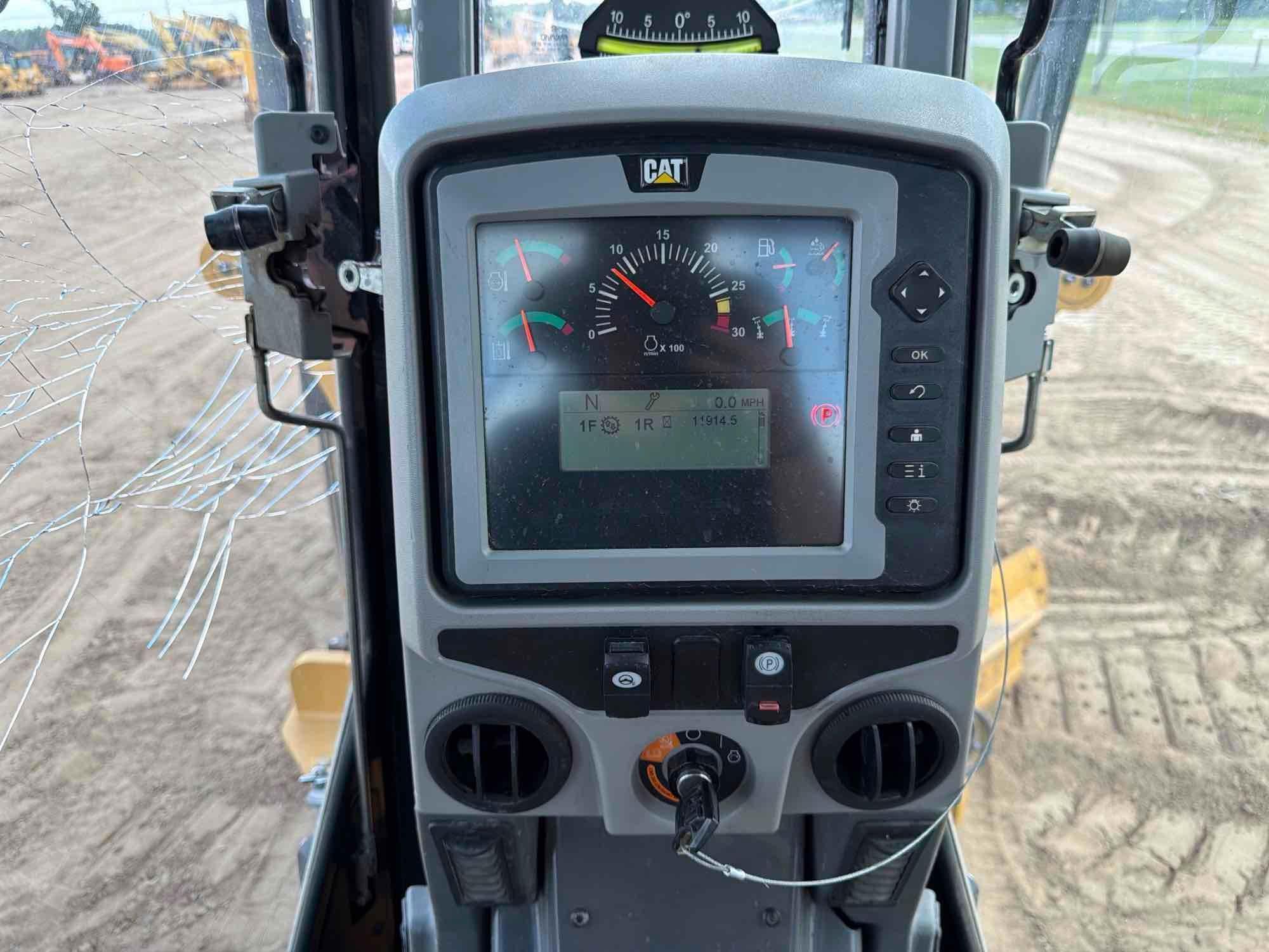 Caterpillar 12M3