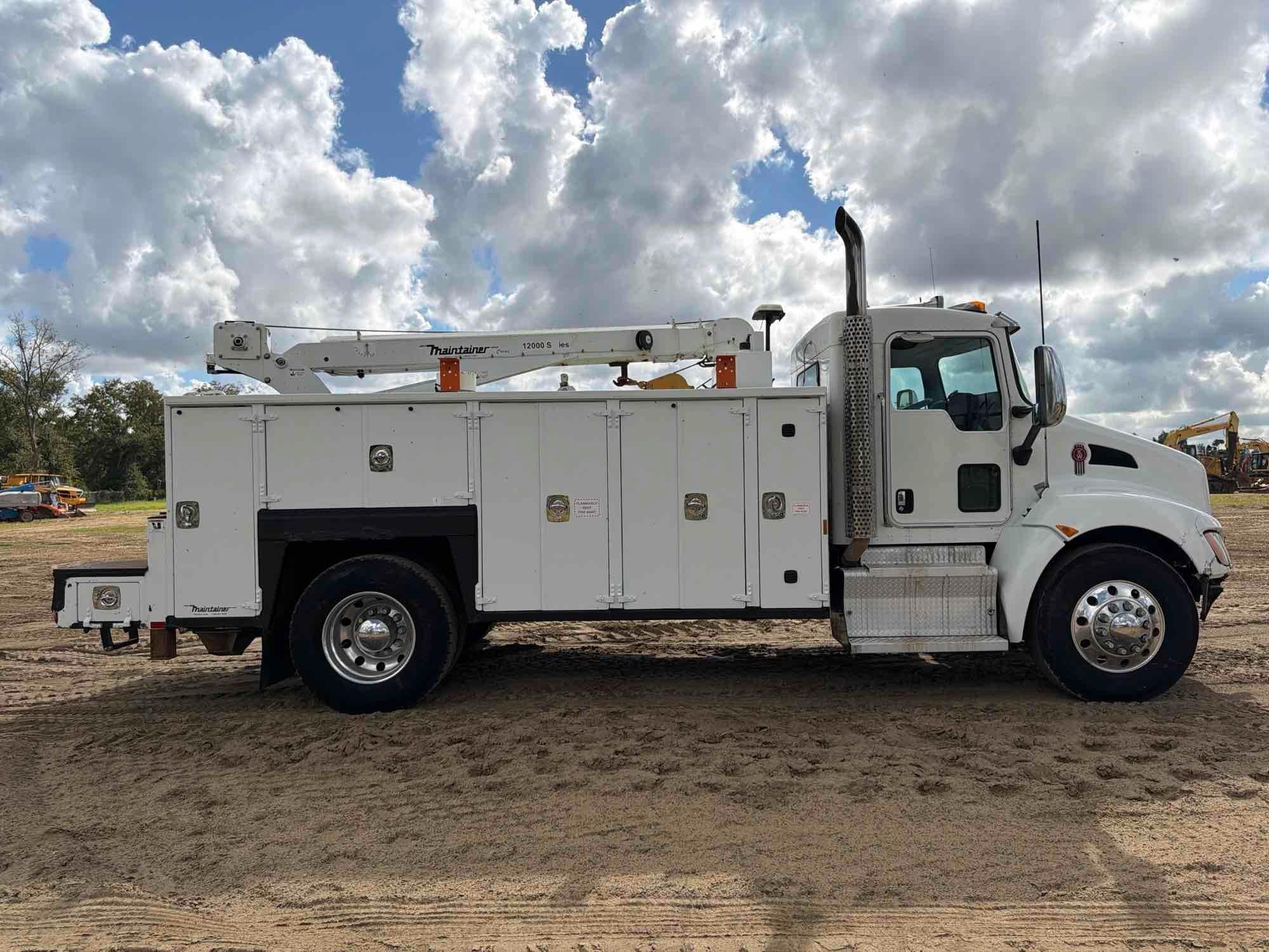 Kenworth T370