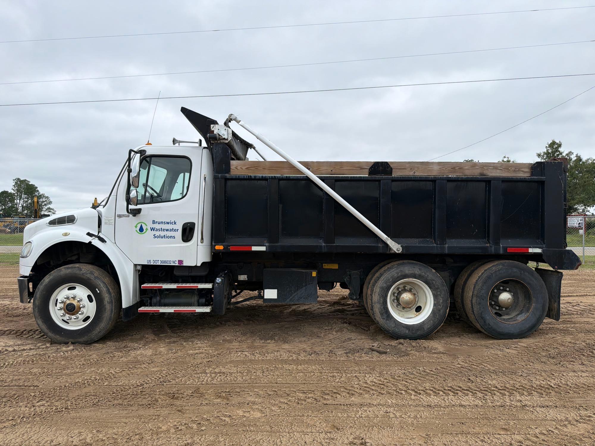 Photo of 2012 Freightliner M2 BUSINESS CLASS