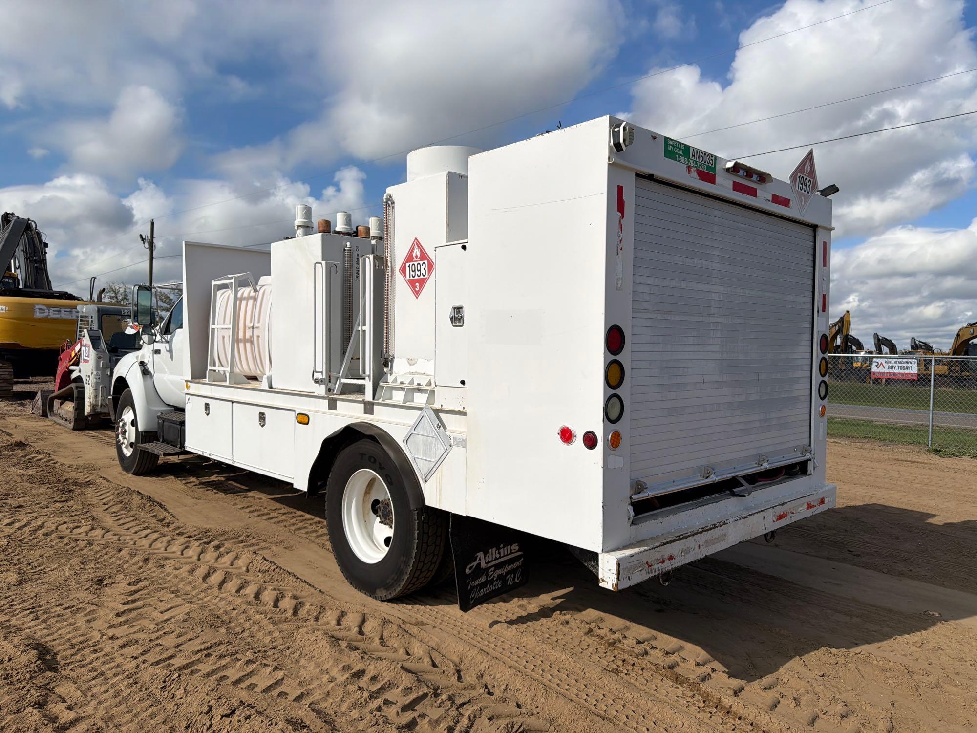 2010 Ford F750XL