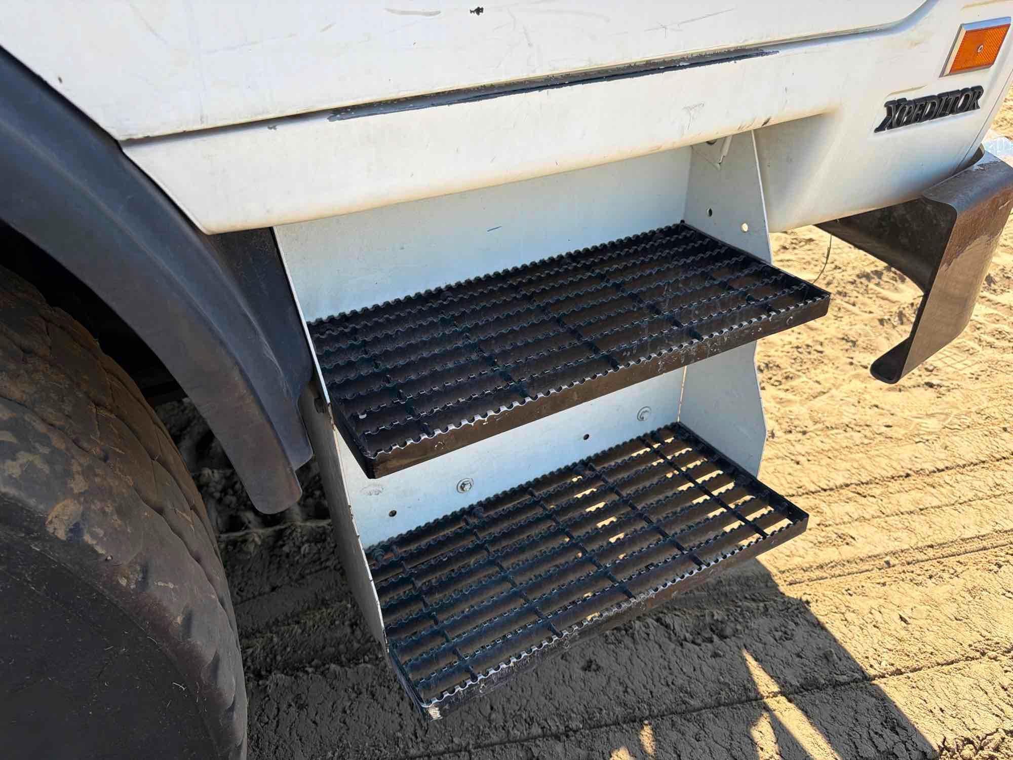 2018 Autocar XPEDITOR