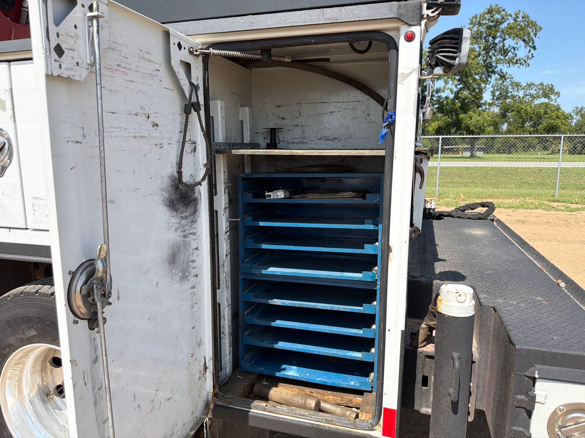 Kenworth T370