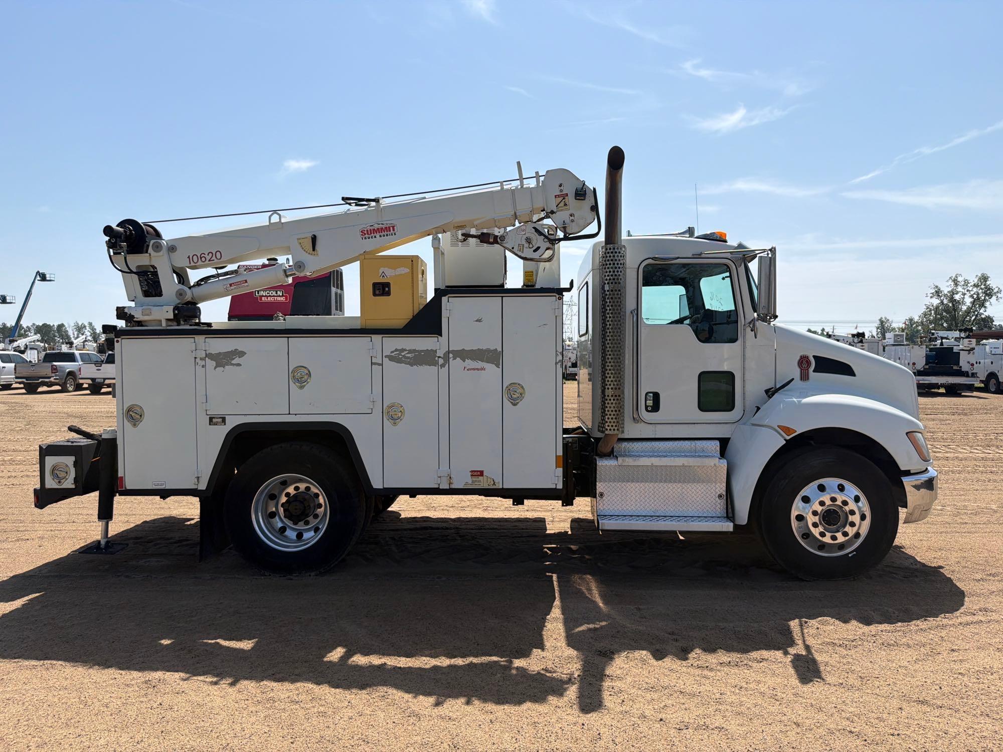 Kenworth T370