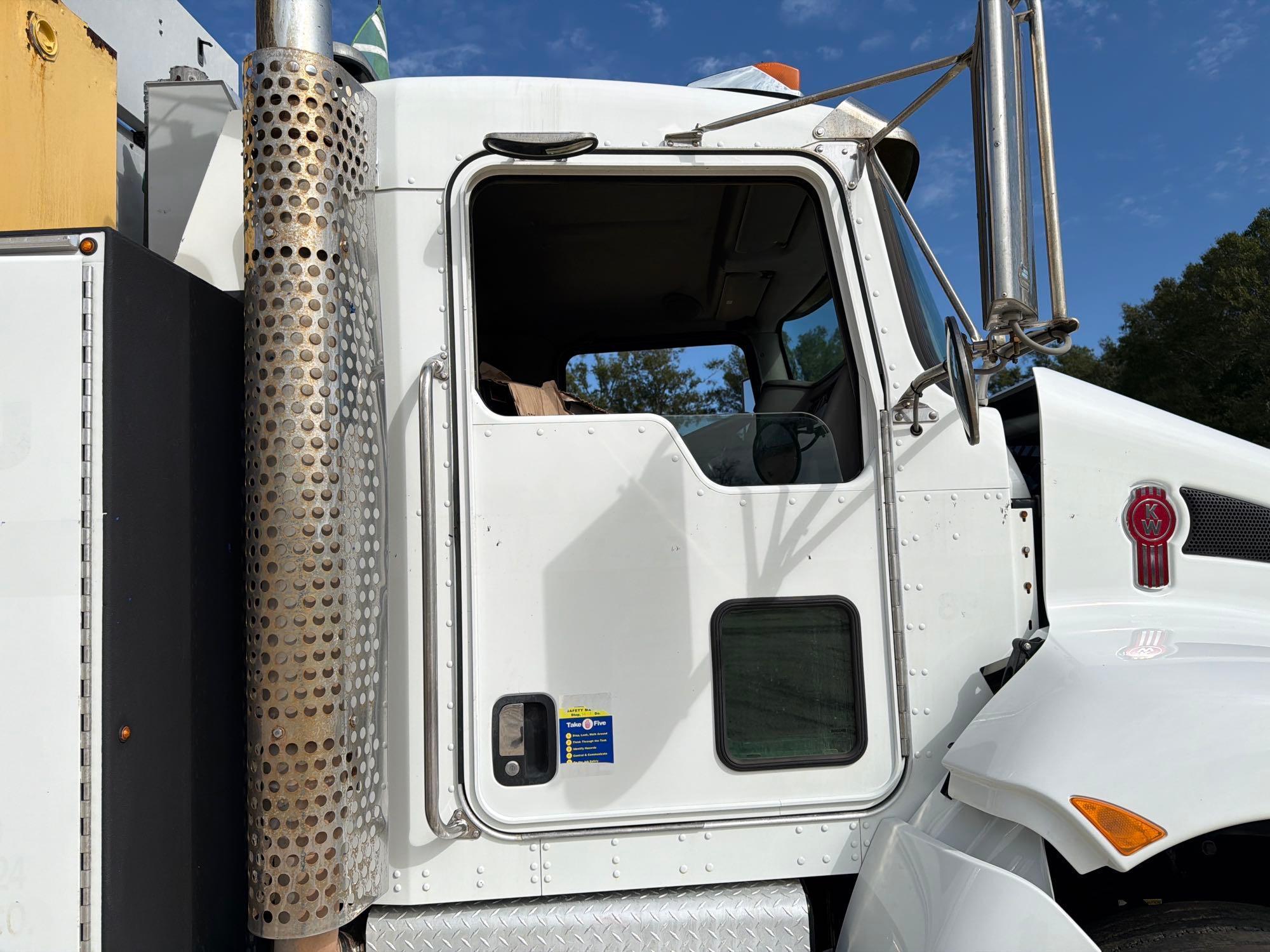 2017 Kenworth T370