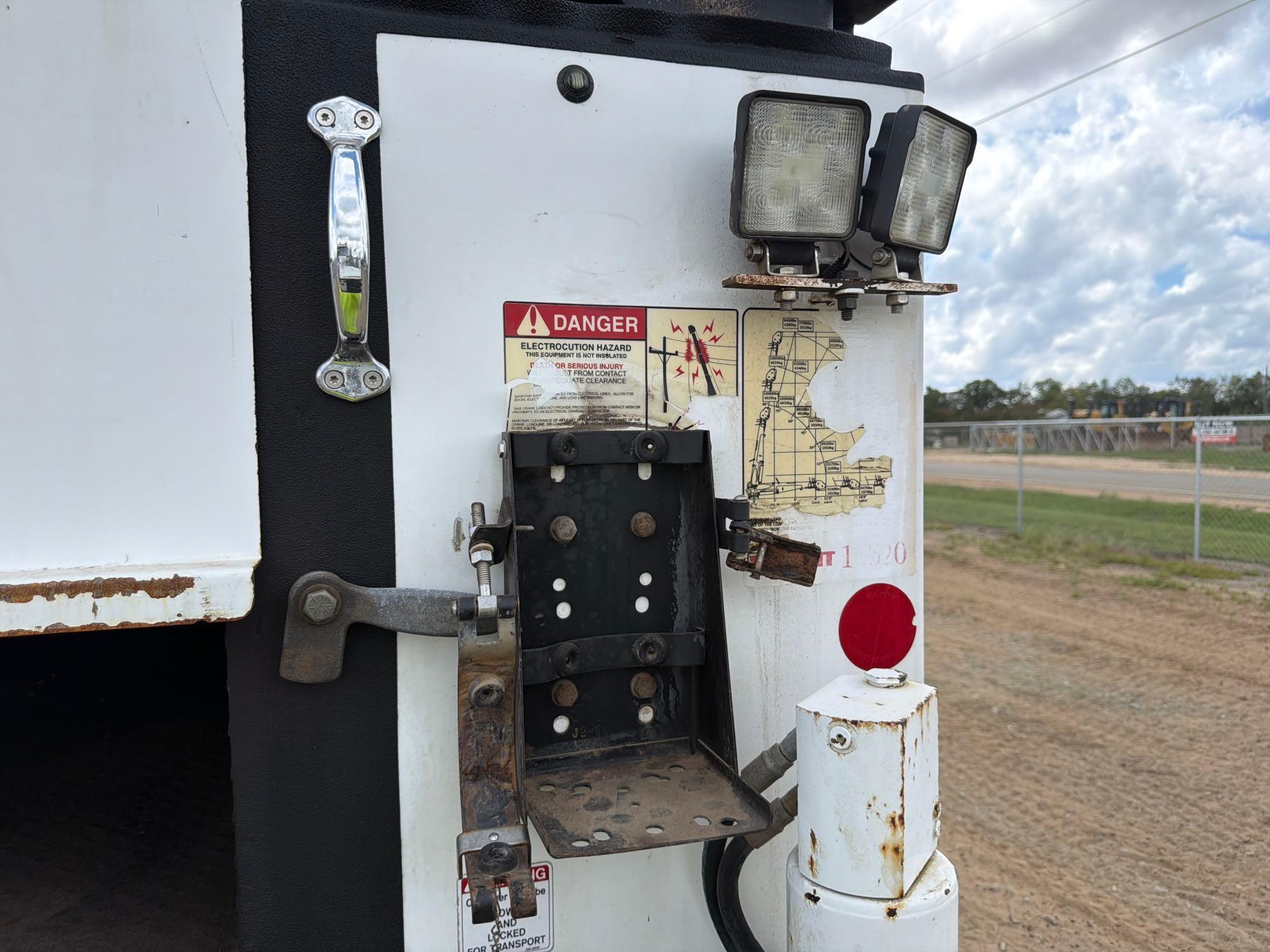 Kenworth T270