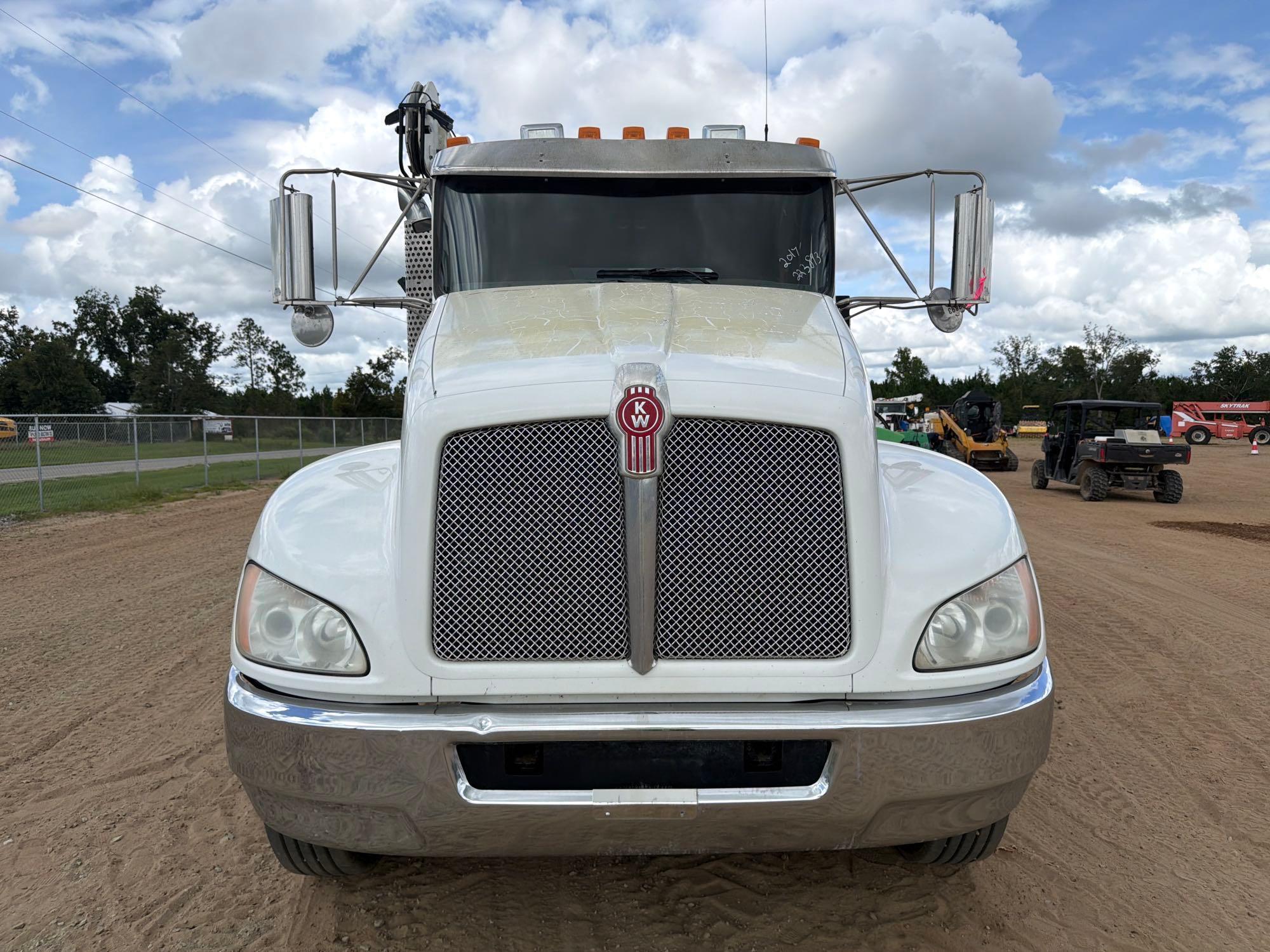 2017 Kenworth T270