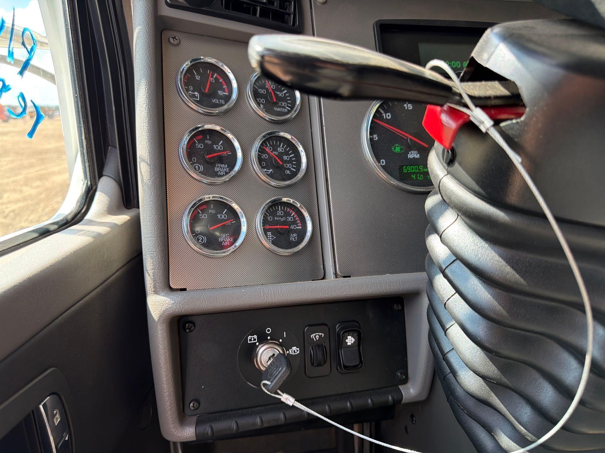2016 Kenworth T370