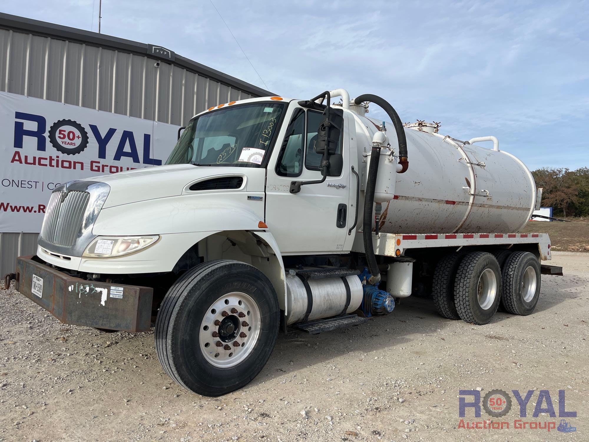 Photo of a 2014 Freightliner M2 106