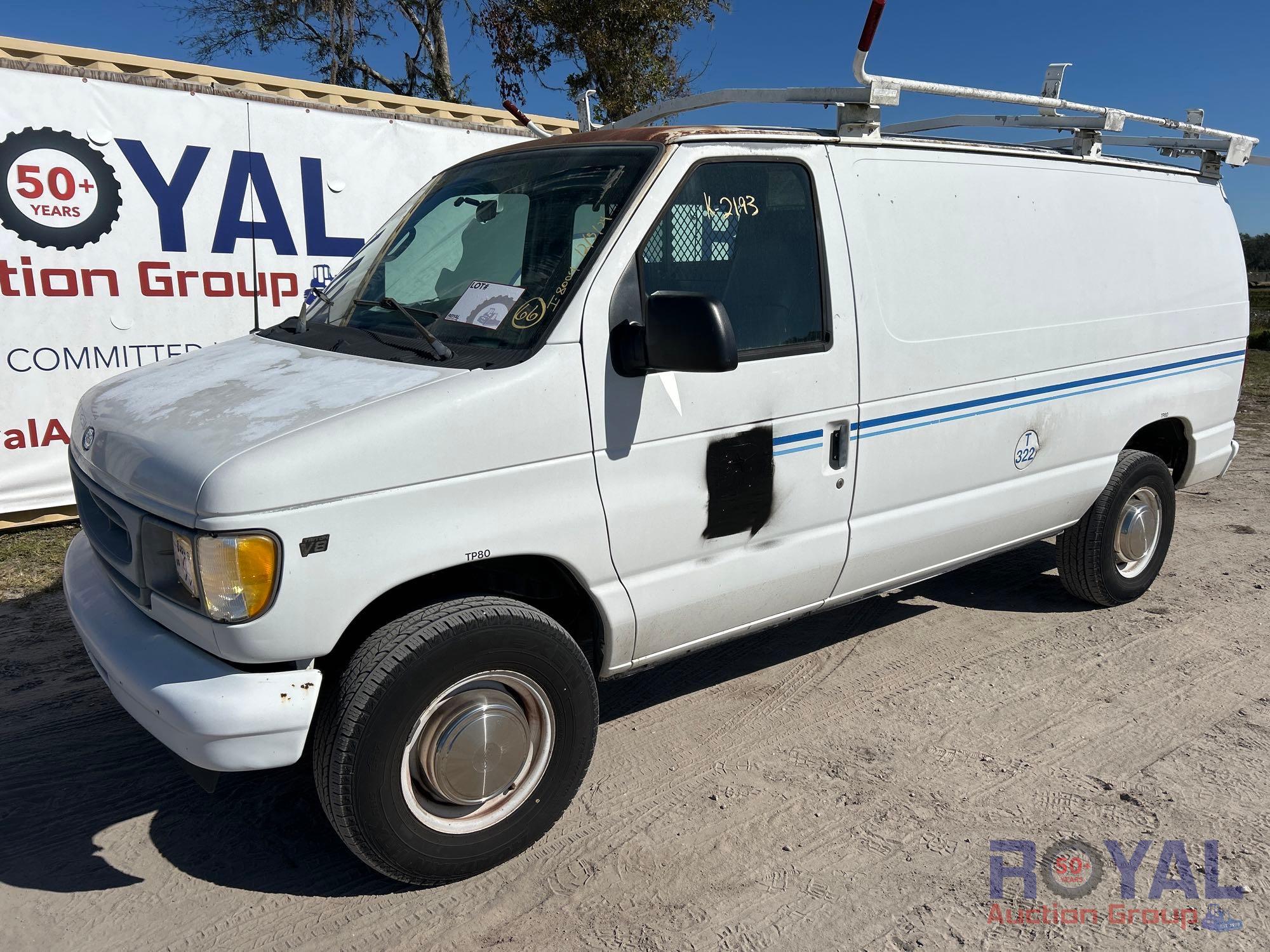 Photo of a 2001 Ford E350