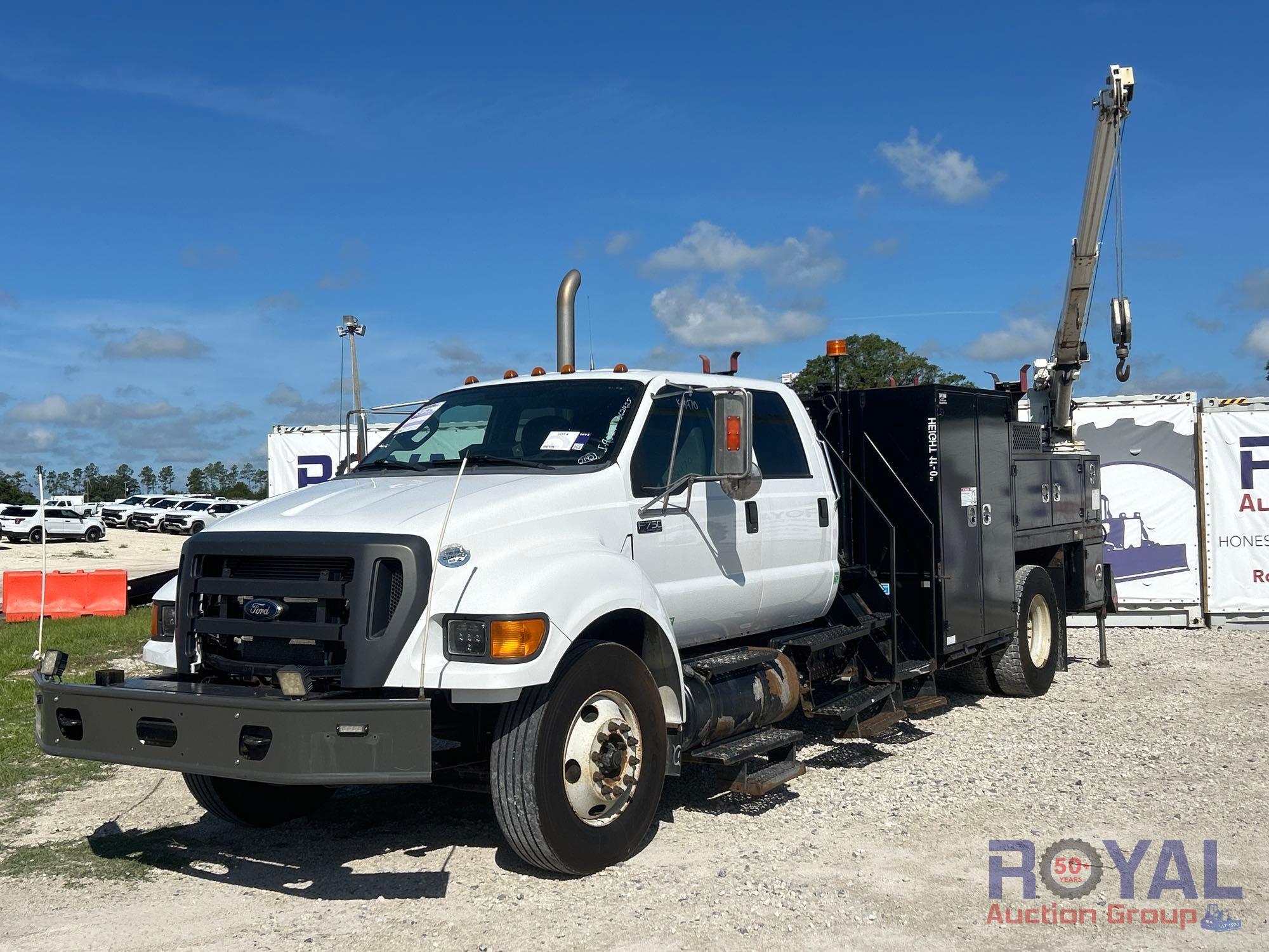 2015 Ford F-750 Crew Cab Liftmoore 2550 5,000LB Mechanics Crane Truck