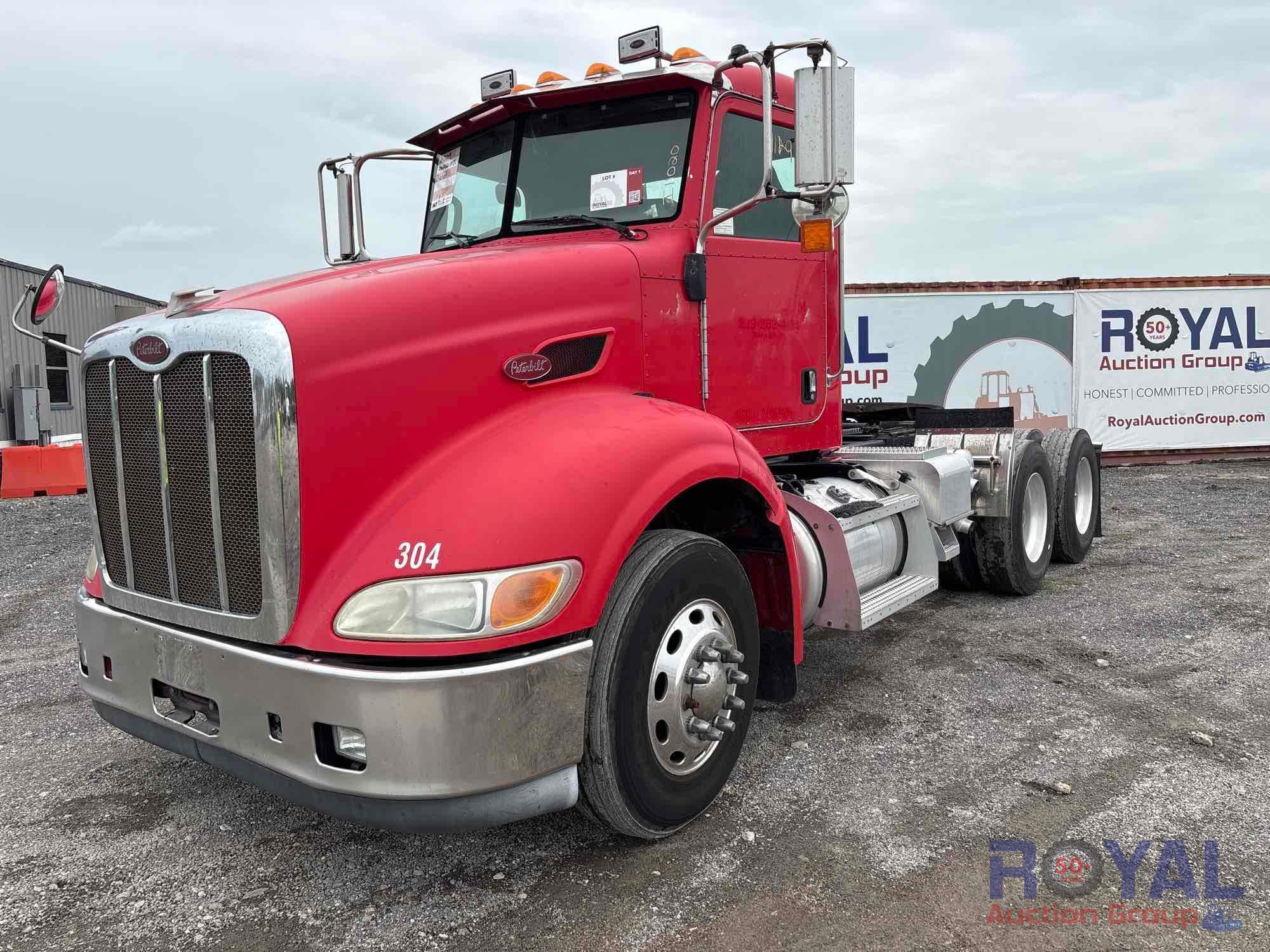 2009 Peterbilt 384 T/A Wet Kit Day Cab Truck Tractor