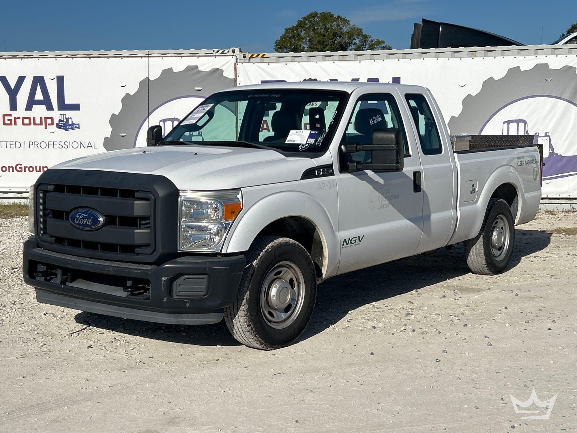 2014 Ford F-250 Ext. Cab Pickup Truck with Liftgate