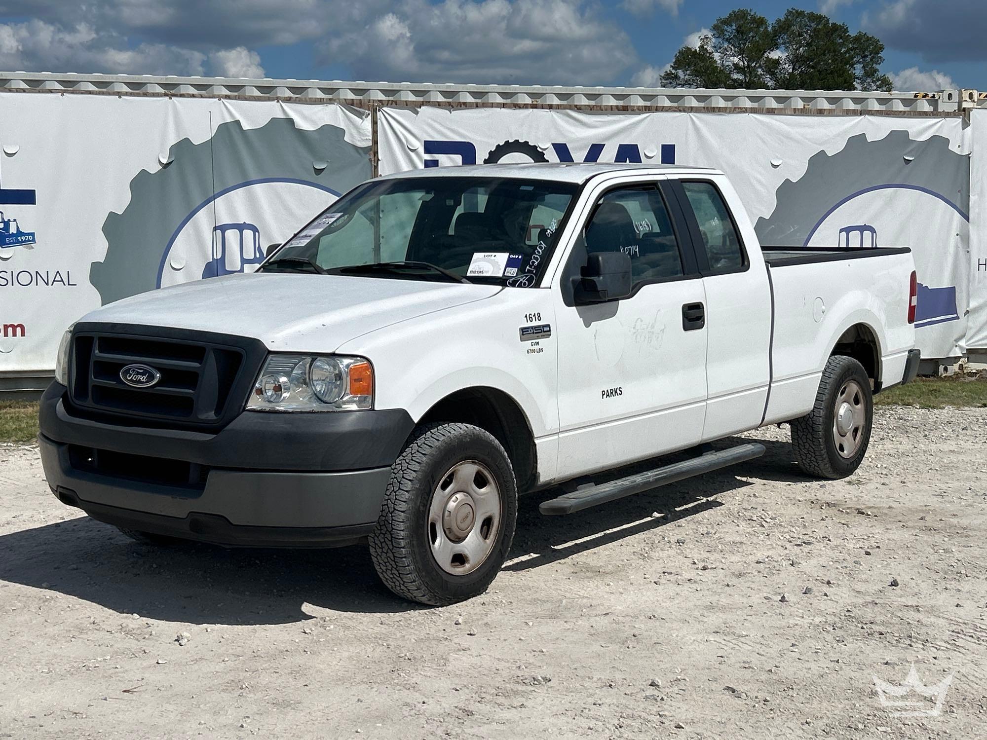 2005 Ford F-150 Ext. Cab Pickup Truck