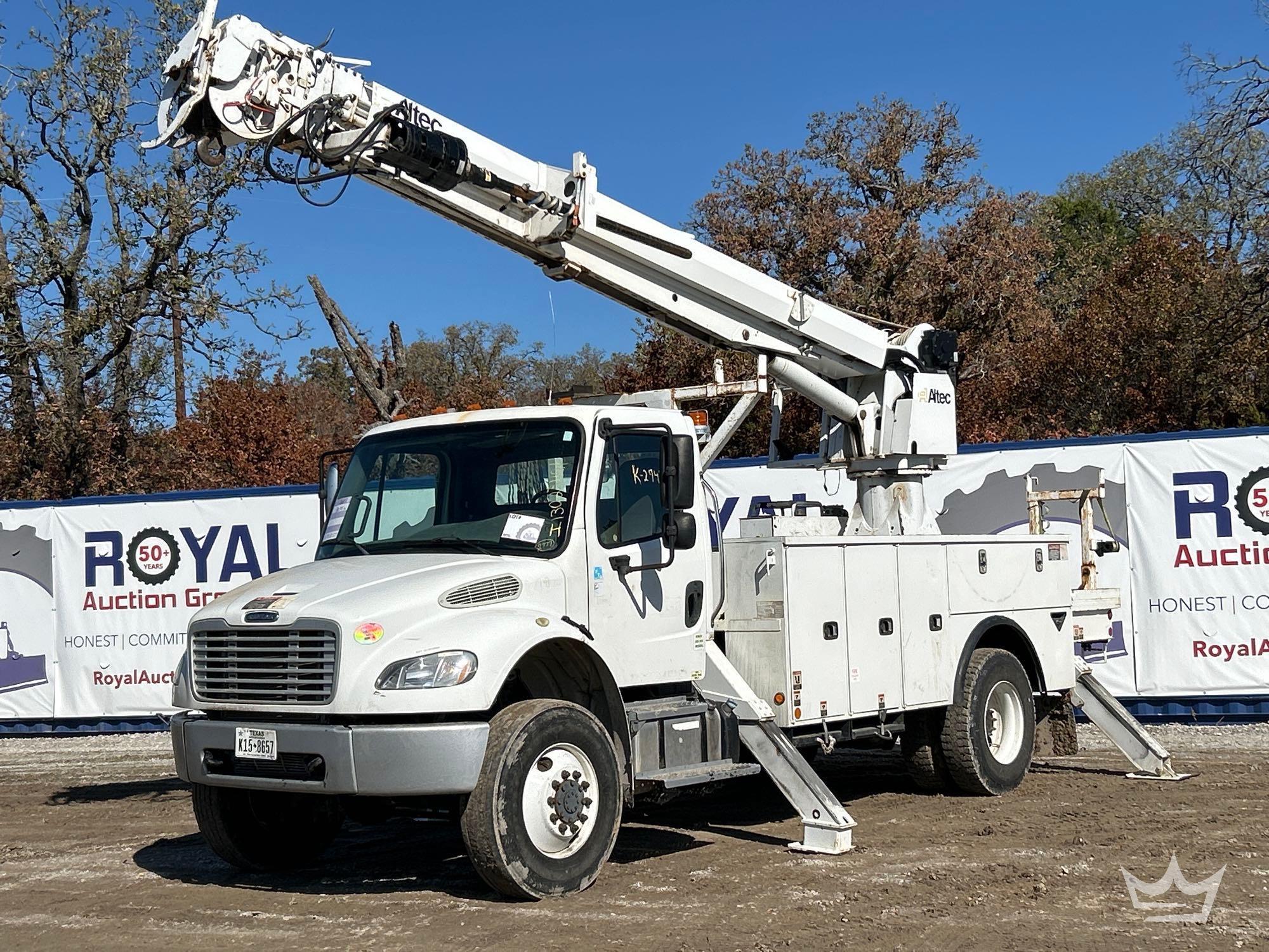 2015 Freightliner M2 106