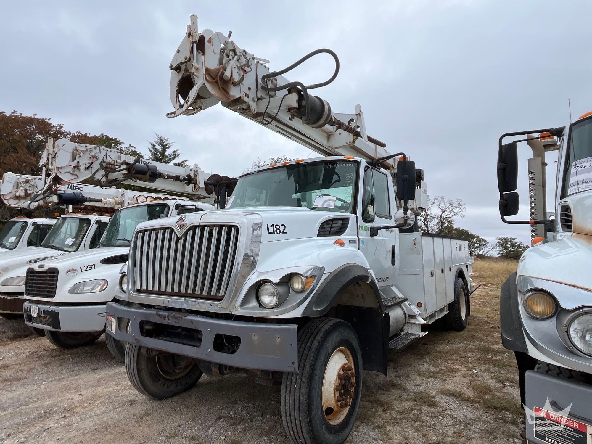 2012 International M2 106