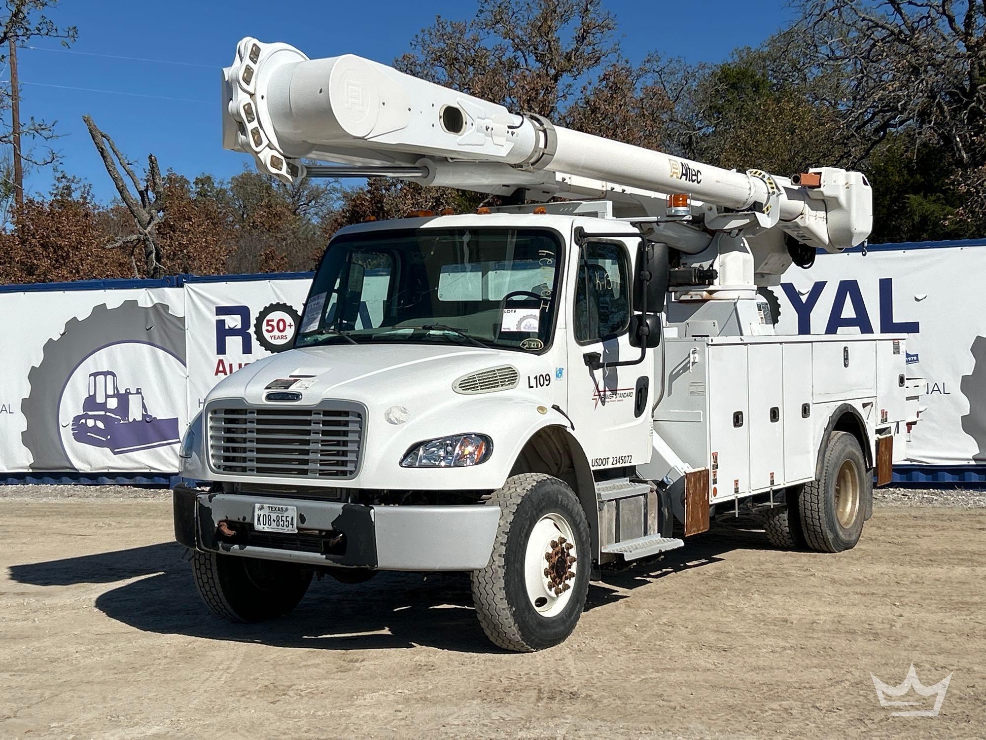 2019 Freightliner M2 106