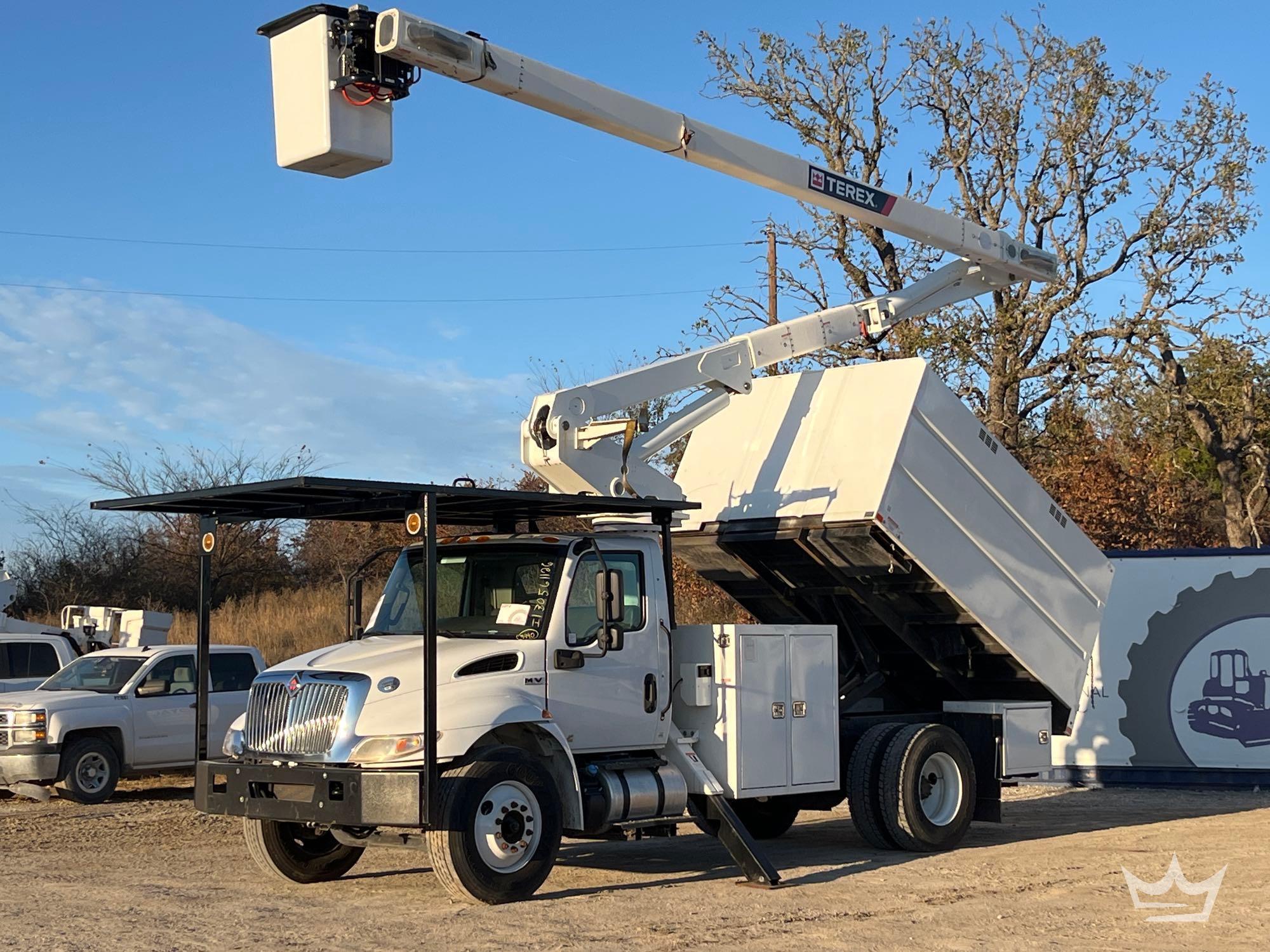 2022 International M2 106