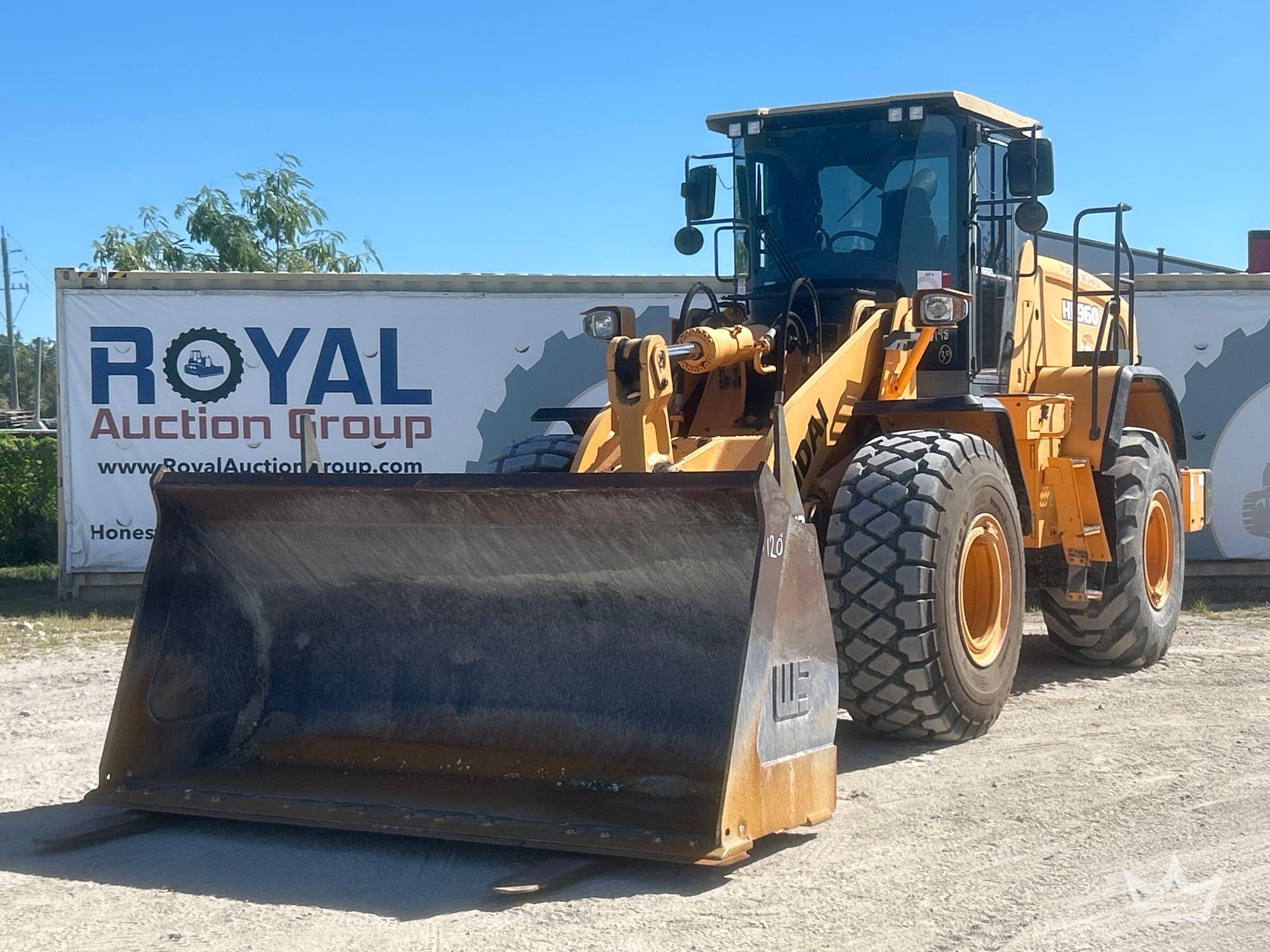 Hyundai HL 960 Wheel Loader