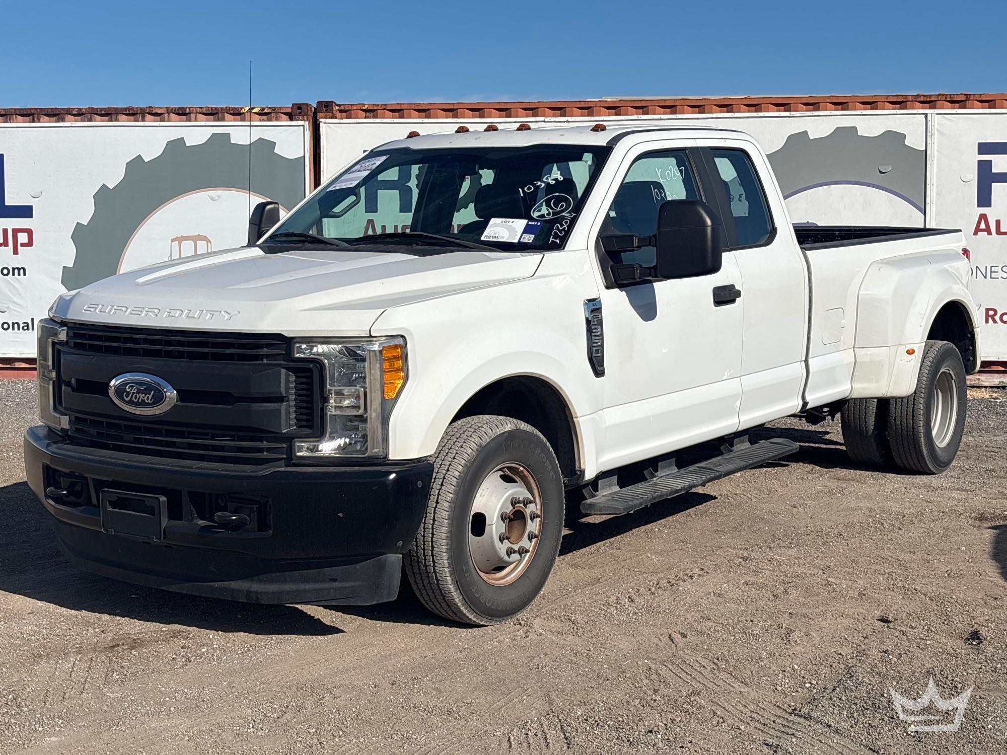 2017 Ford F-350 Ext. Cab Pickup Truck
