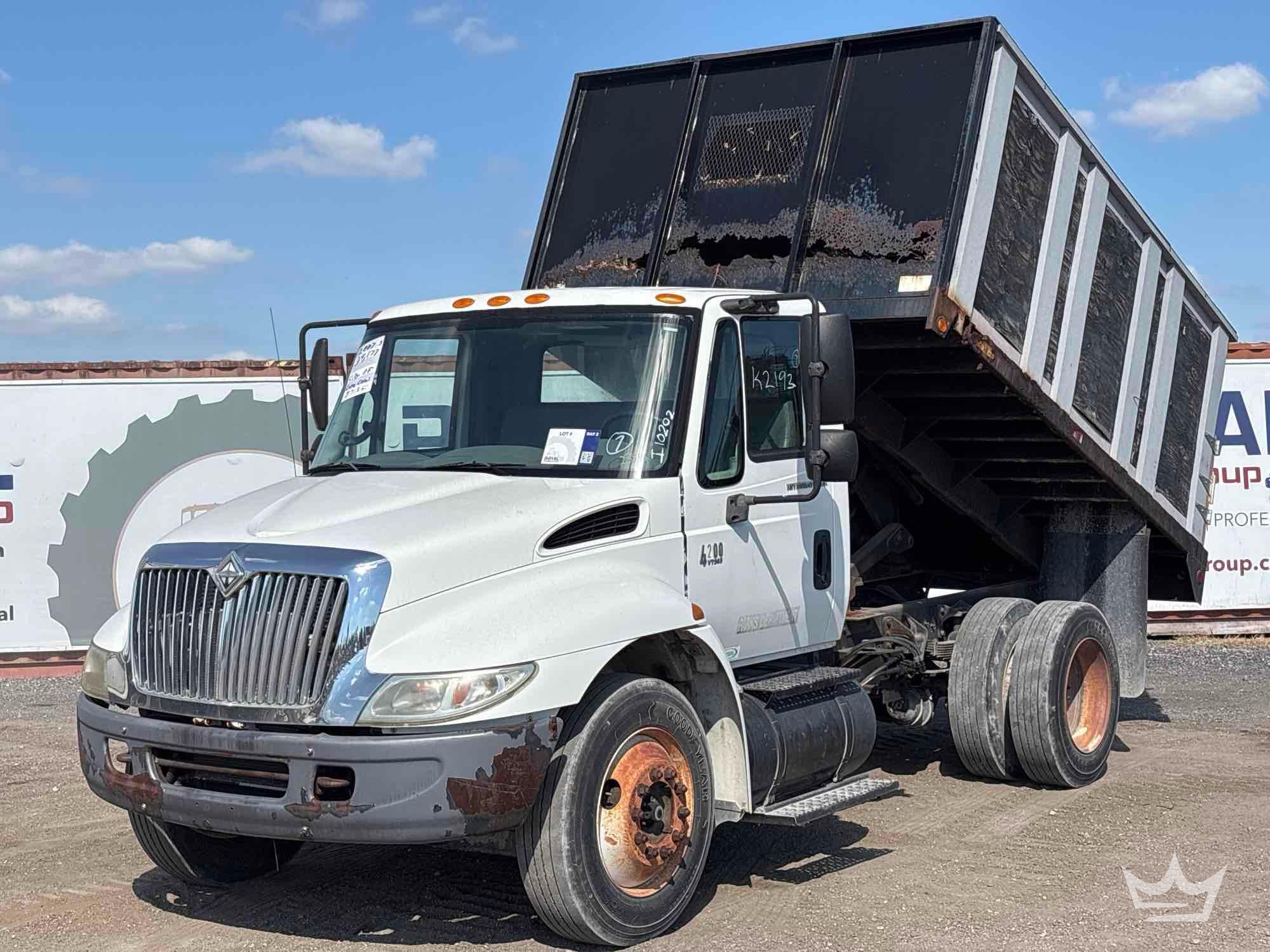 2007 International 4200 Homemade S/A Chipper Truck