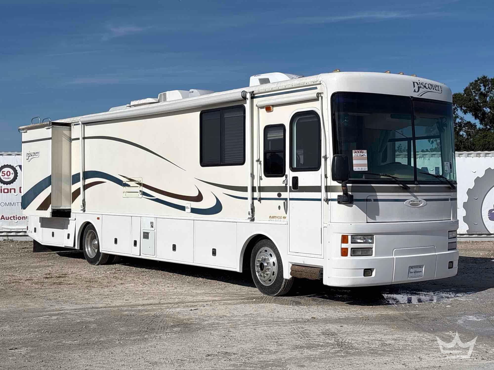 2000 Freightliner Discovery 36T 36ft. Class A Motorhome