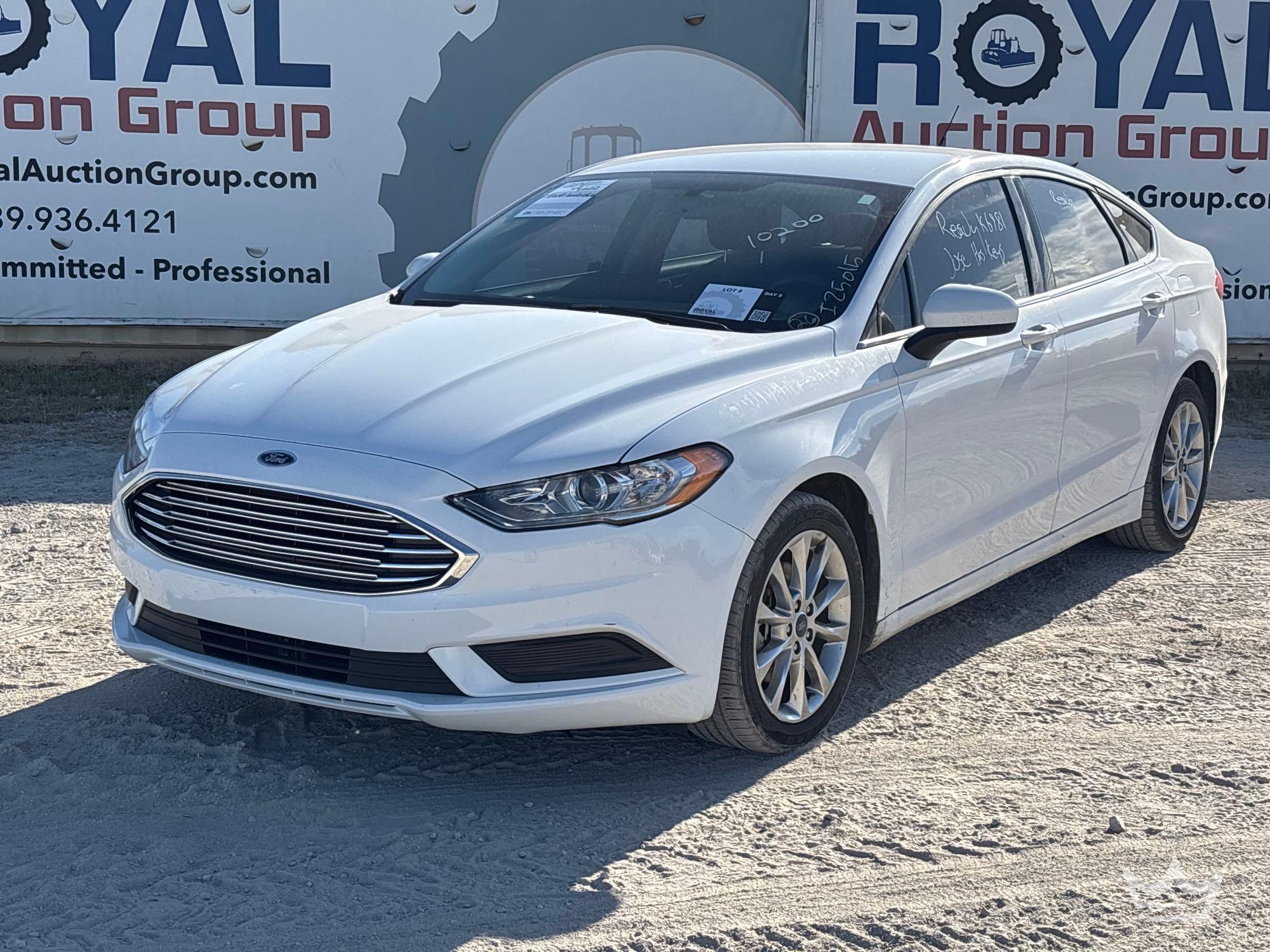 2017 Ford Fusion Hybrid Sedan