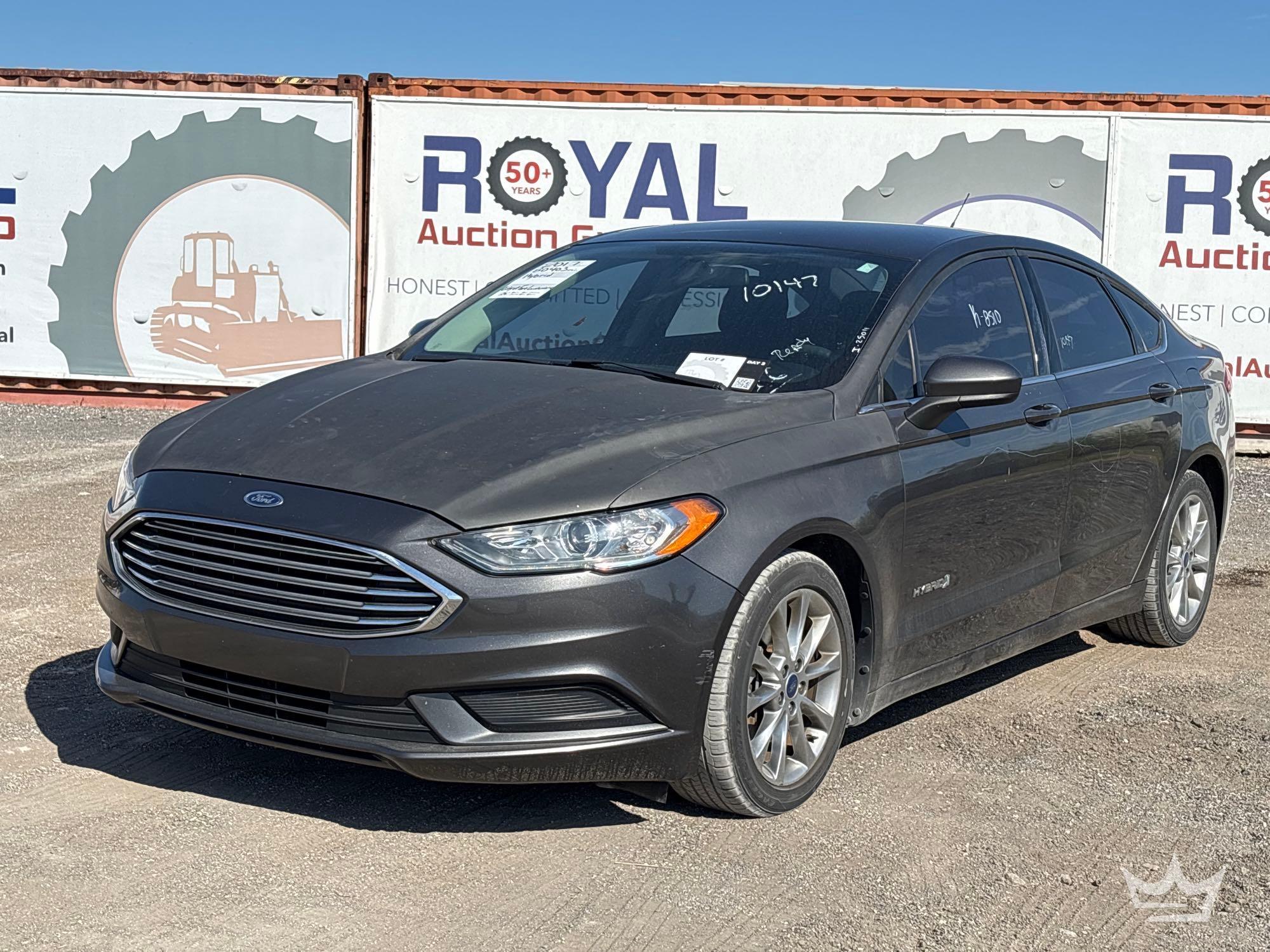 2017 Ford Fusion Hybrid Sedan