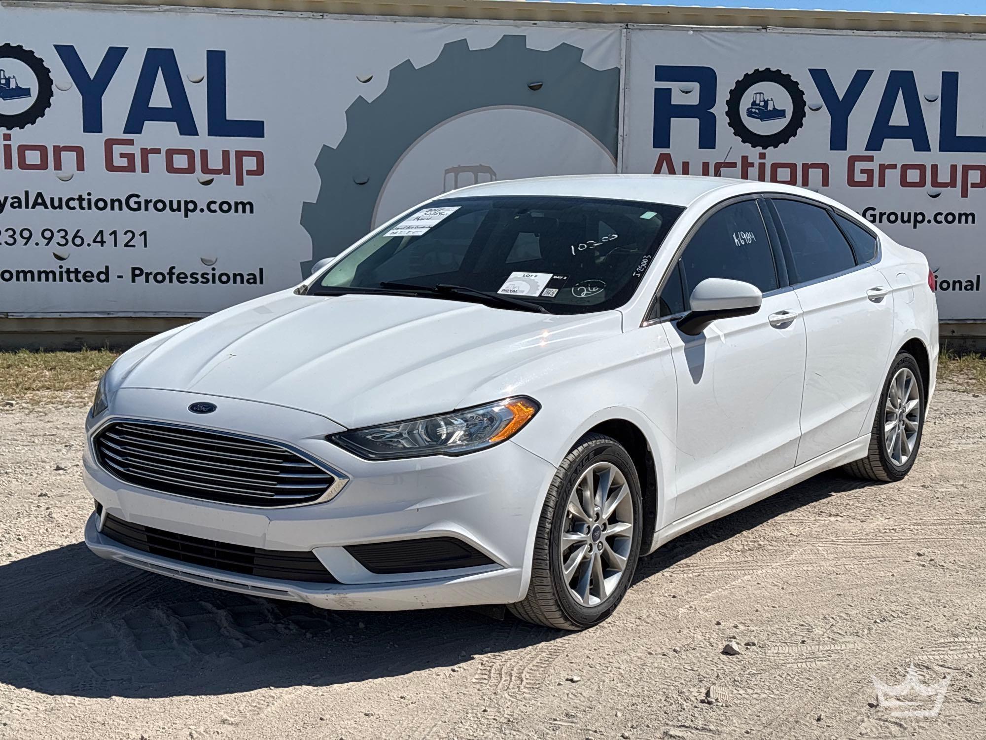 2017 Ford Fusion Hybrid Sedan