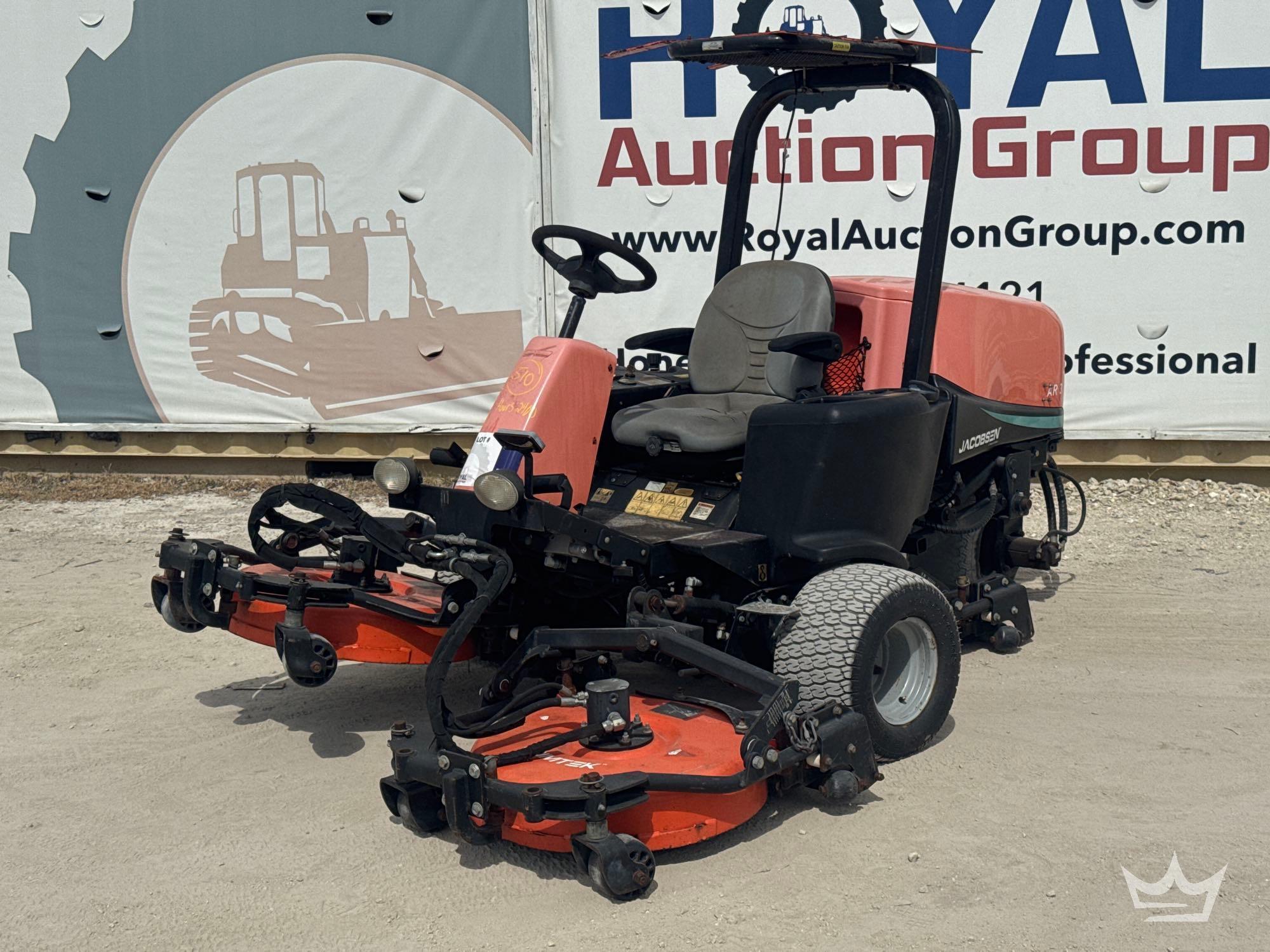 2014 Jacobsen AR3 3-Deck Commercial Rotary Mower