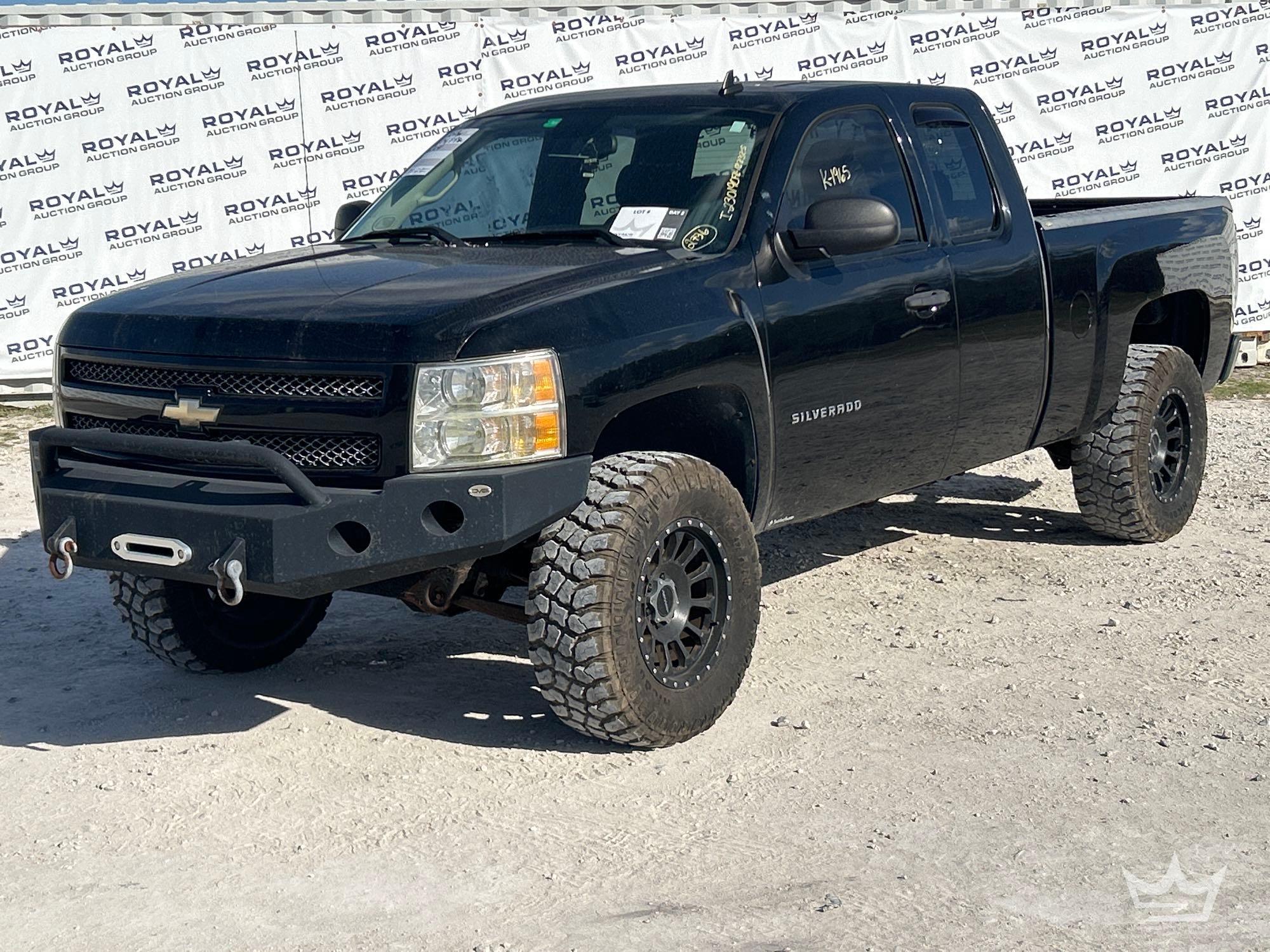 2013 Chevrolet Silverado 1500 Crew Cab Pickup Truck
