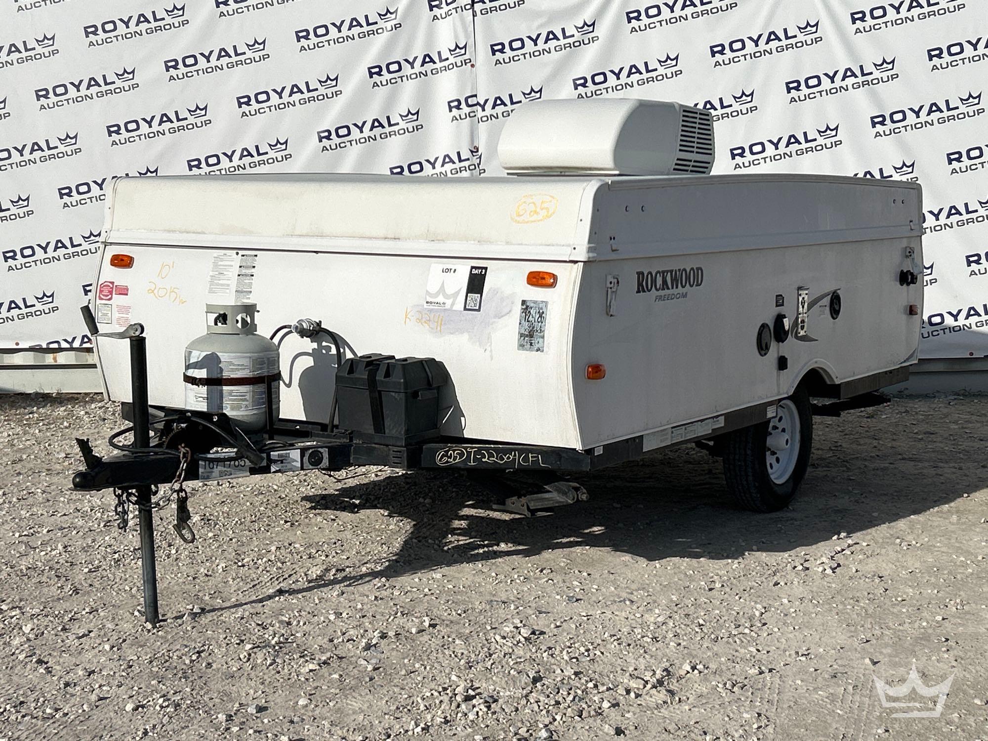 2015 Forest River Rockwood Freedom S/A Pop Up Trailer