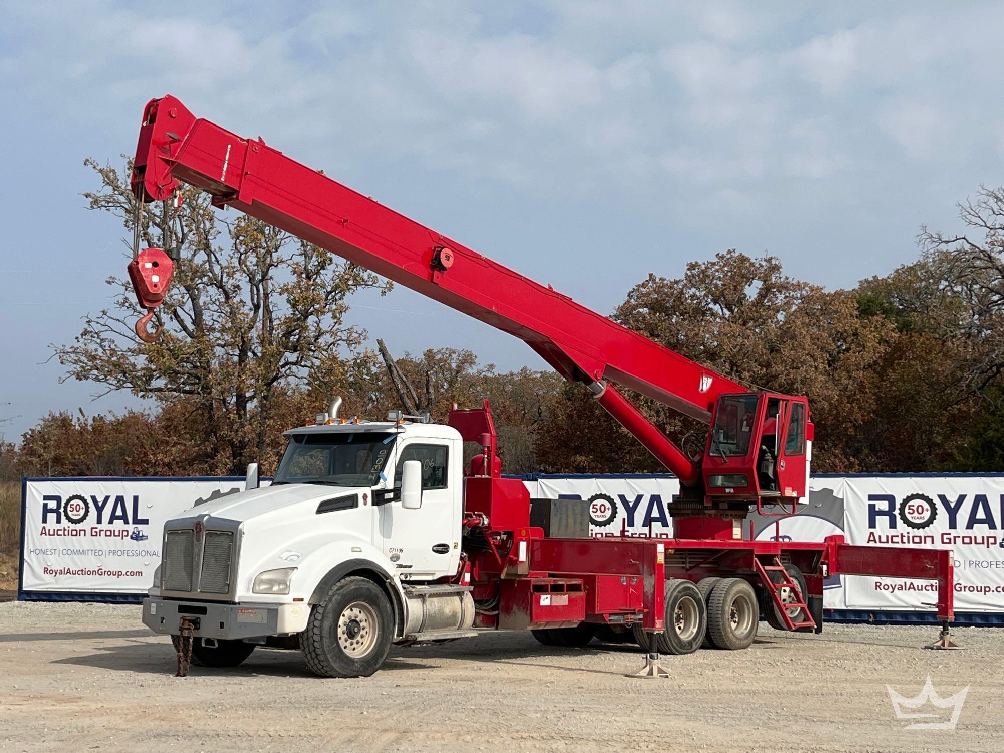 2015 Kenworth T880 QMC 8060R 50 Ton Tri Axle Crane Truck
