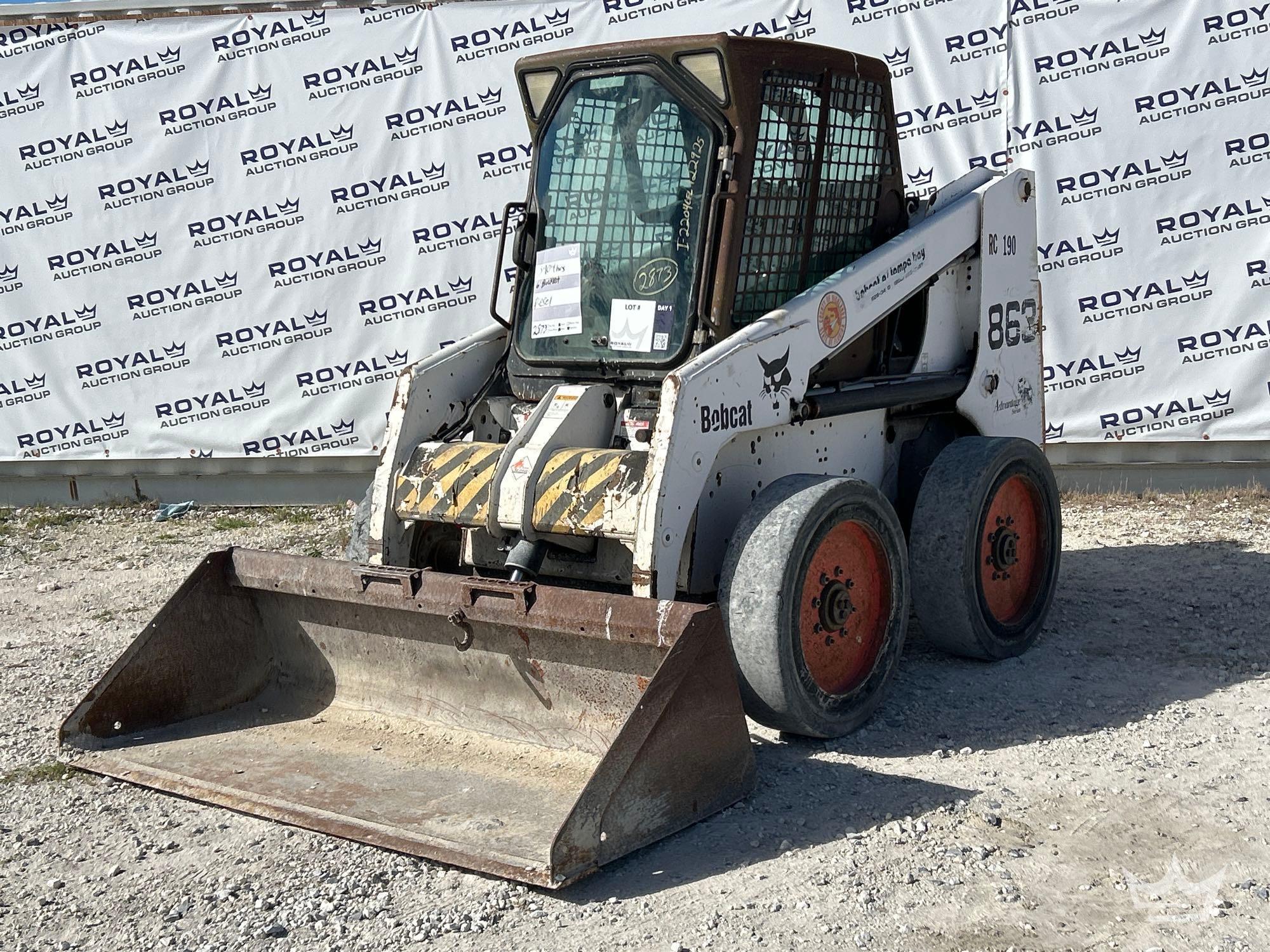 2000 Bobcat 863 Compact Wheel Loader Skid Steer