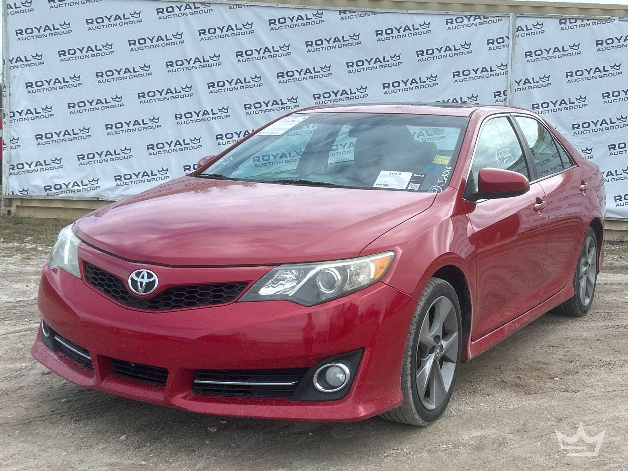 2012 Toyota Camry Sedan