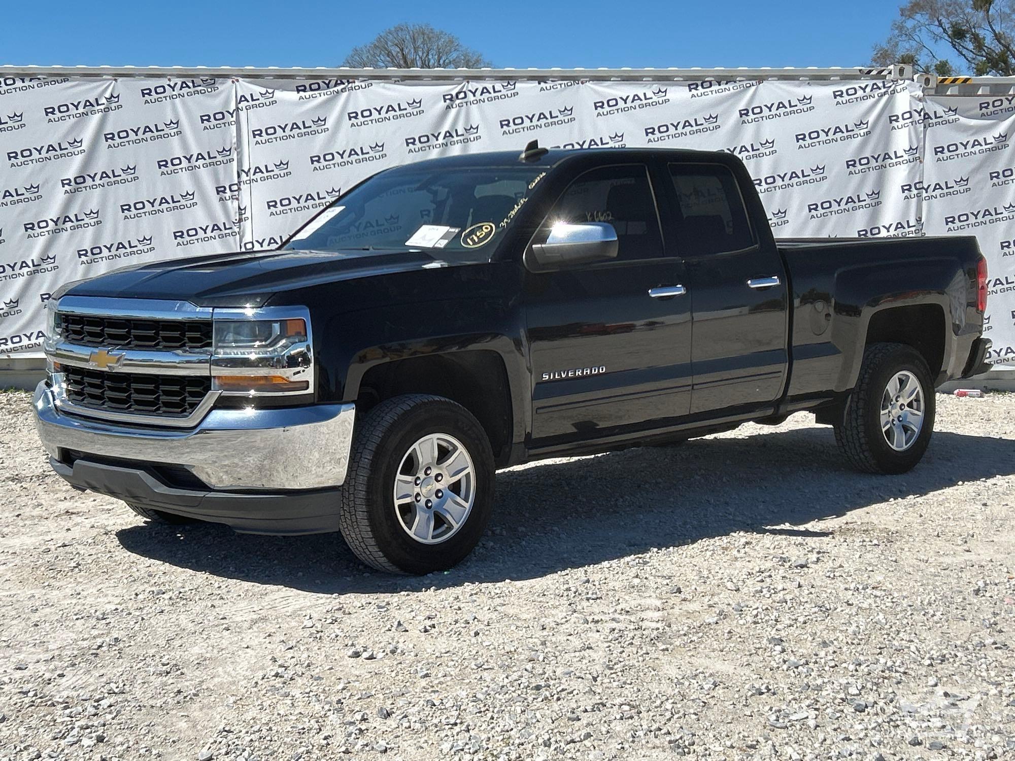 2018 Chevrolet Silverado 1500 Crew Cab Pickup Truck