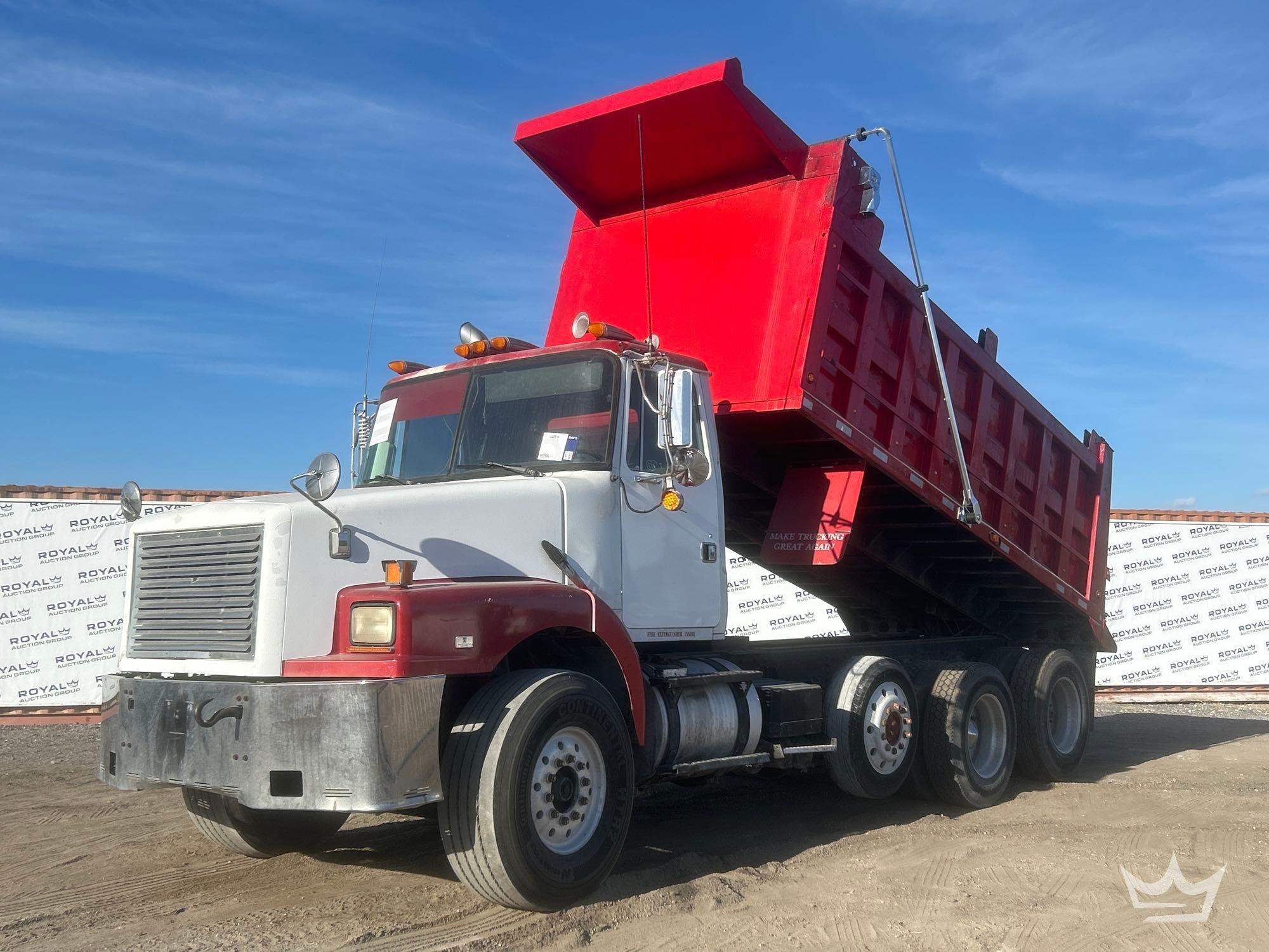 1993 WhiteGMC WG Tri-Axle Dump Truck