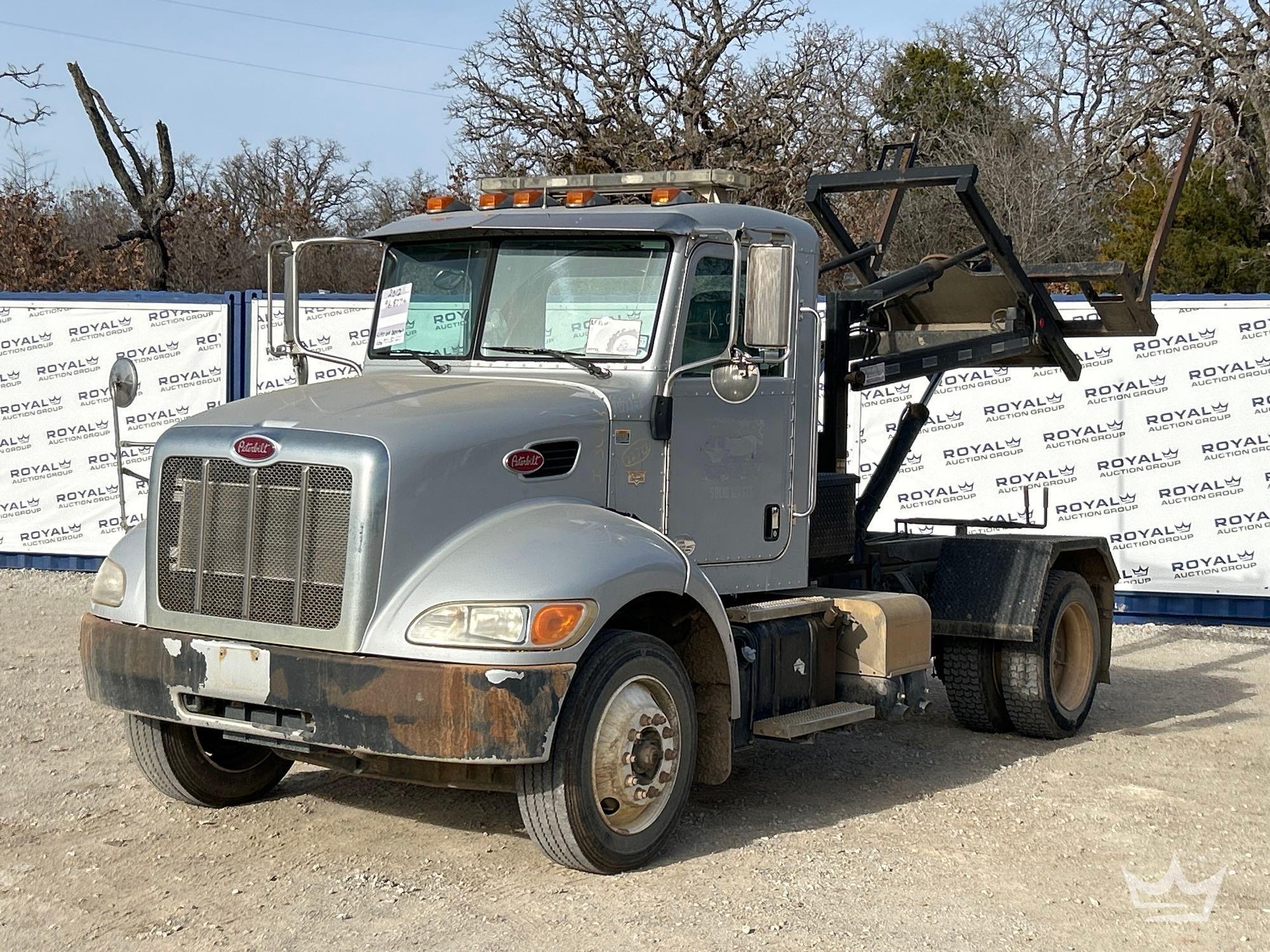 2012 Peterbilt 337
